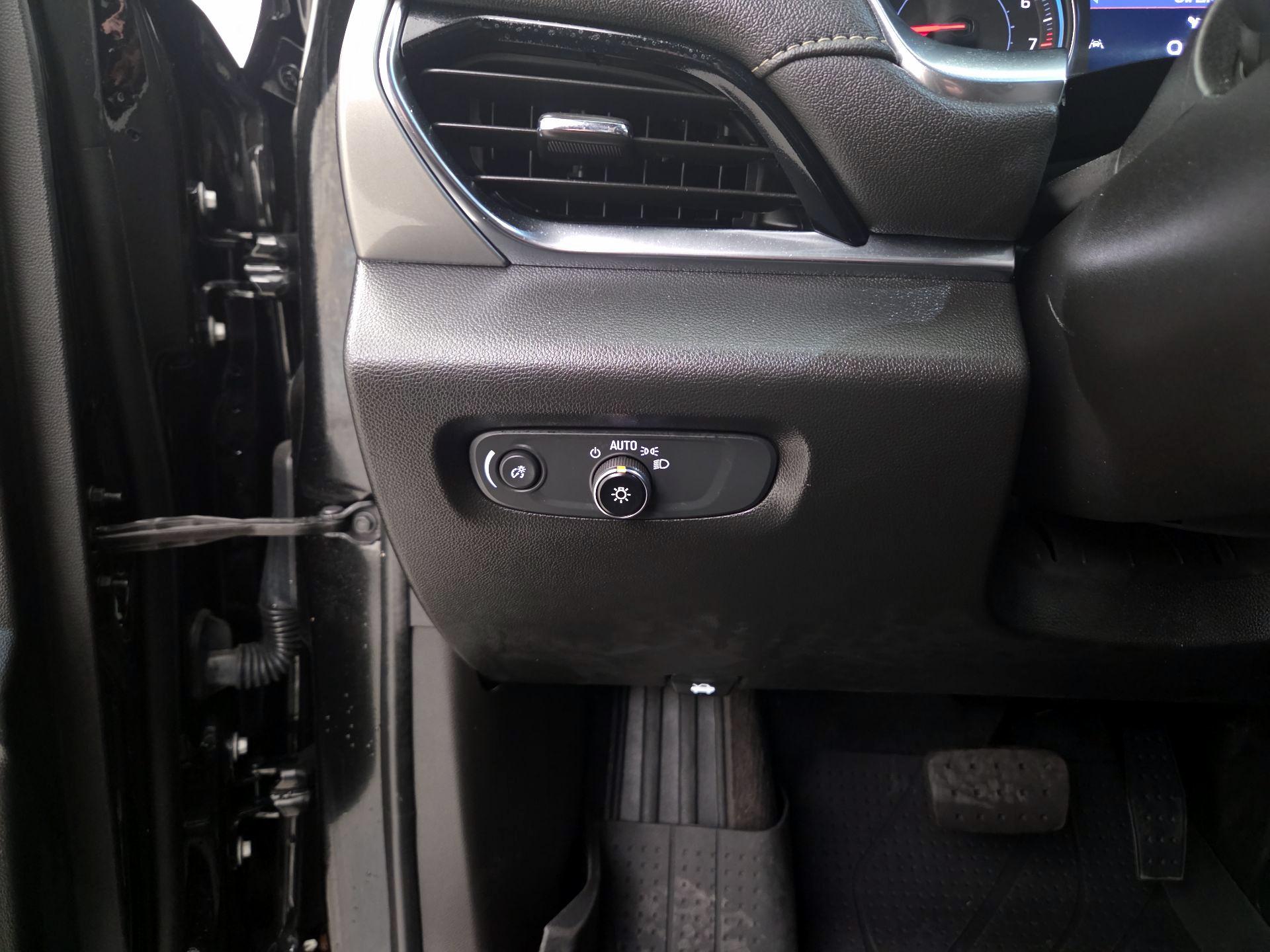 Thumbnail: 2023 Chevrolet Traverse - 13