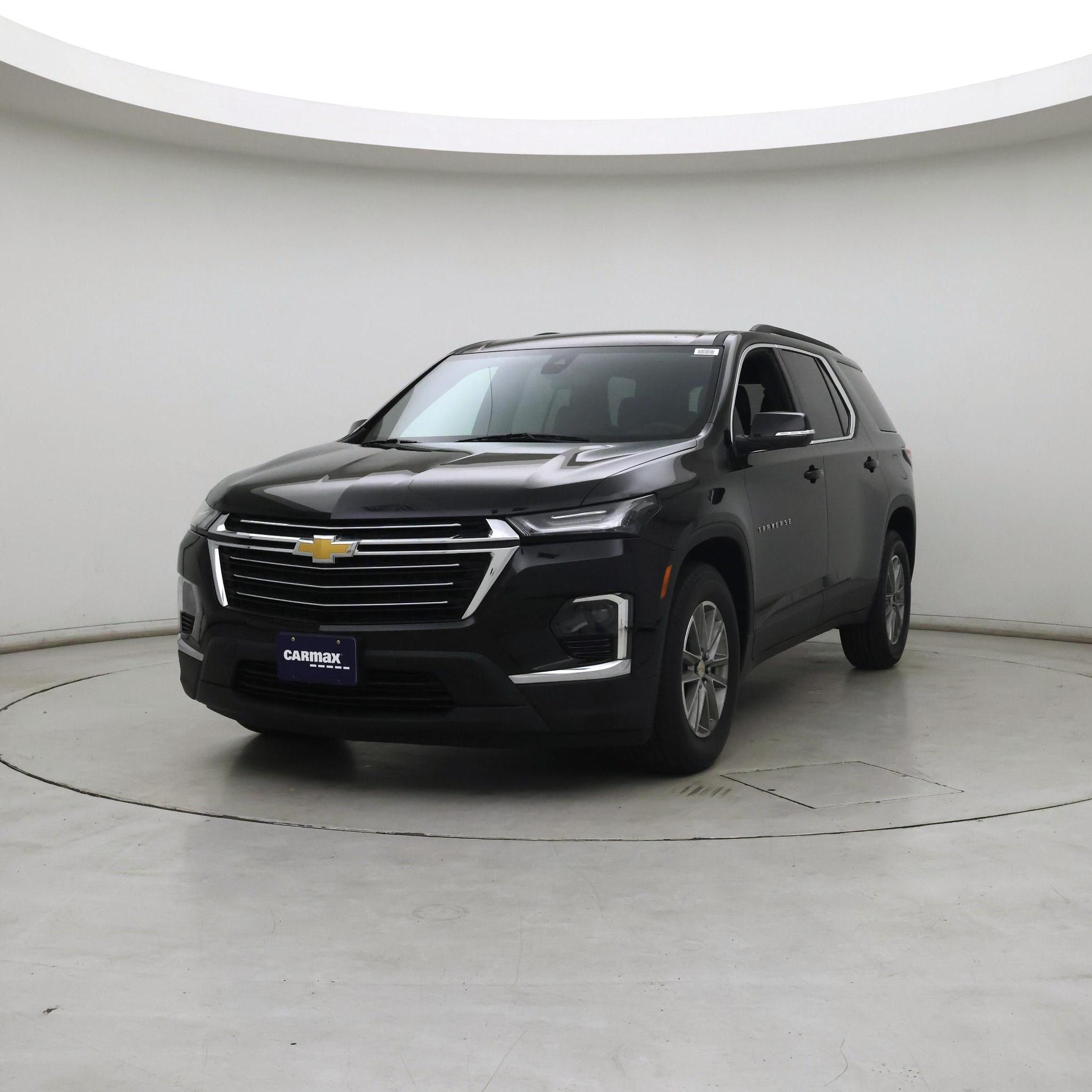 Thumbnail: 2023 Chevrolet Traverse - 4