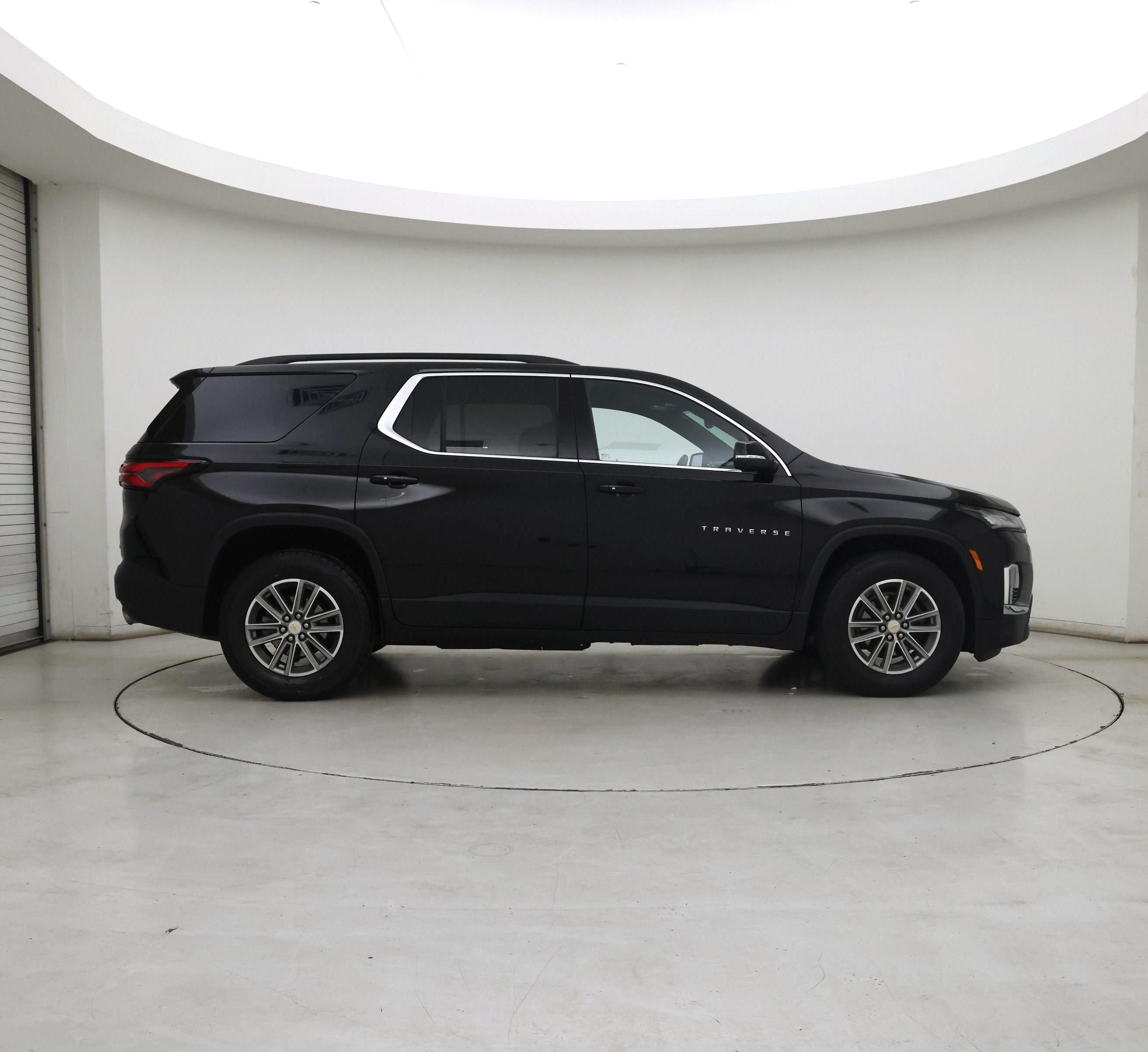 Thumbnail: 2023 Chevrolet Traverse - 7