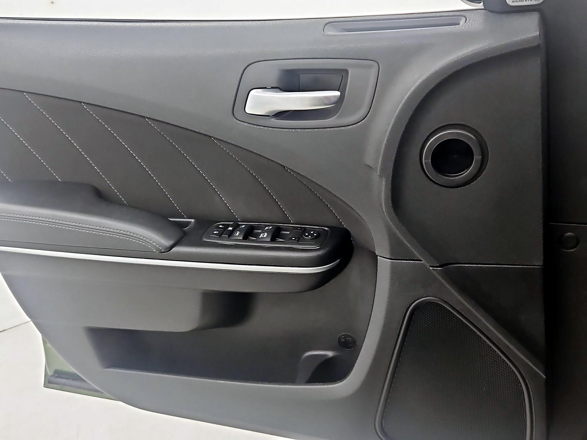 Thumbnail: 2022 Dodge Charger - 12