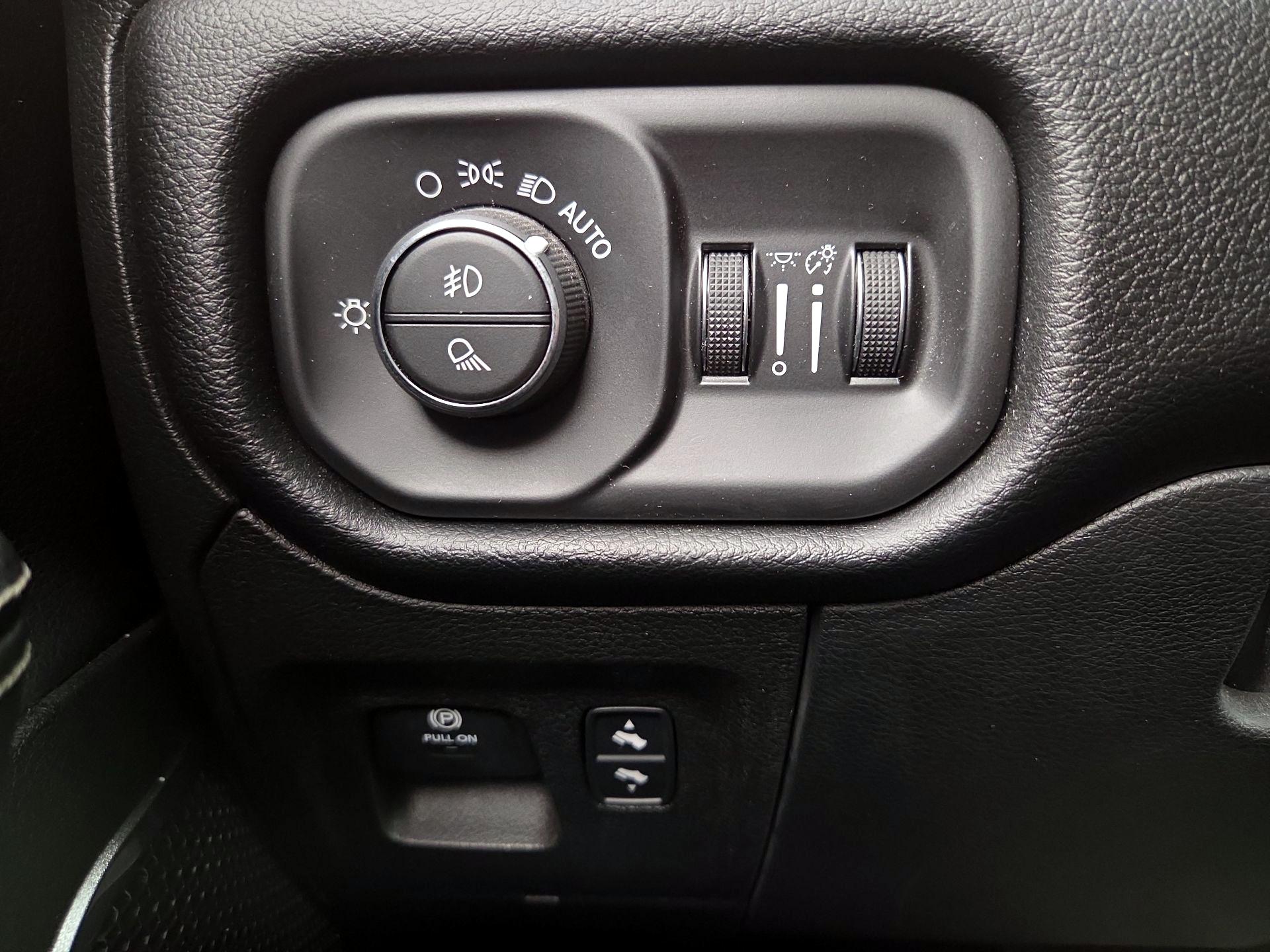 Thumbnail: 2022 RAM 1500 - 13