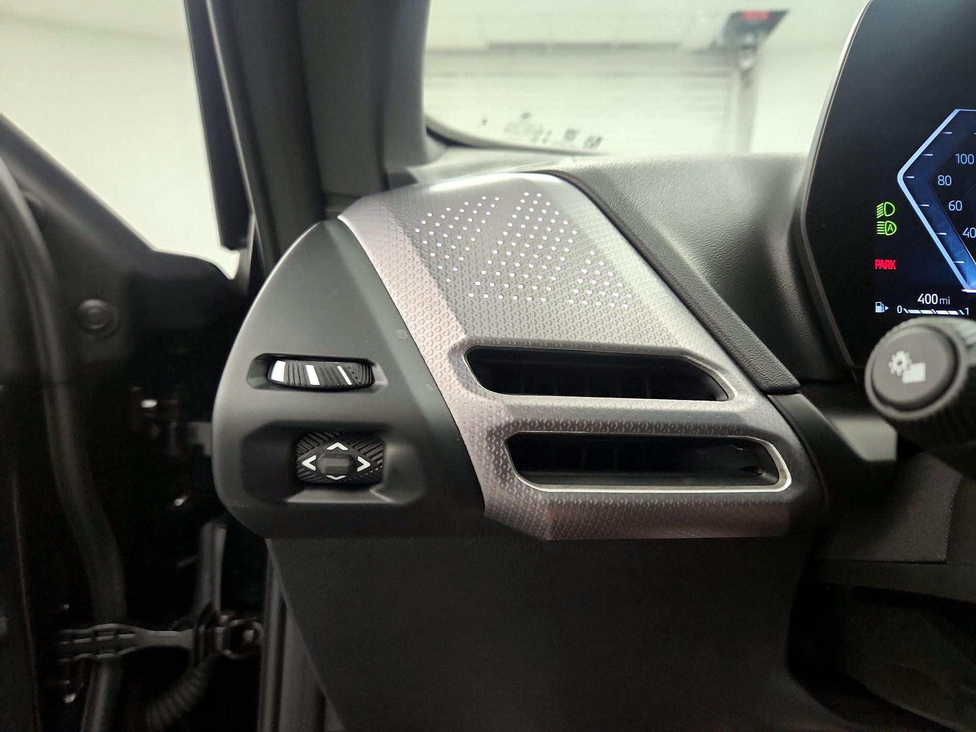 Thumbnail: 2025 BMW 2 Series - 13