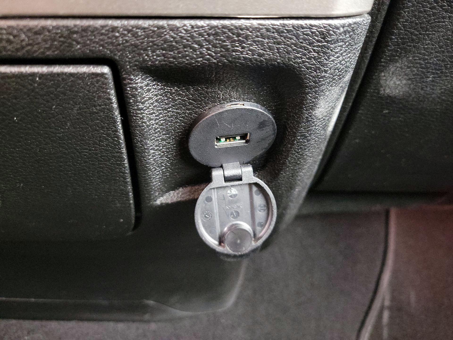 Thumbnail: 2020 RAM 1500 Classic - 18