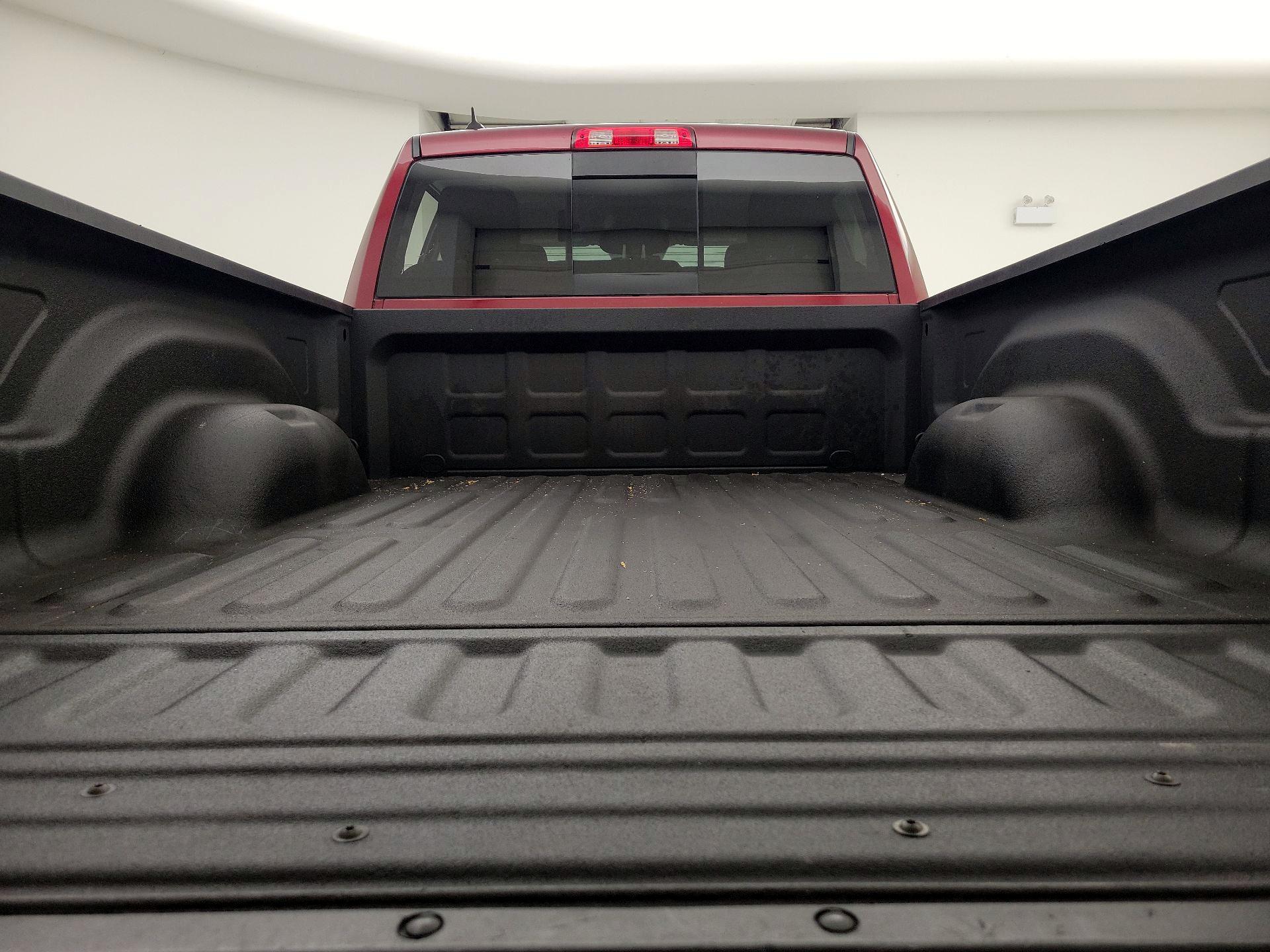 Thumbnail: 2020 RAM 1500 Classic - 20