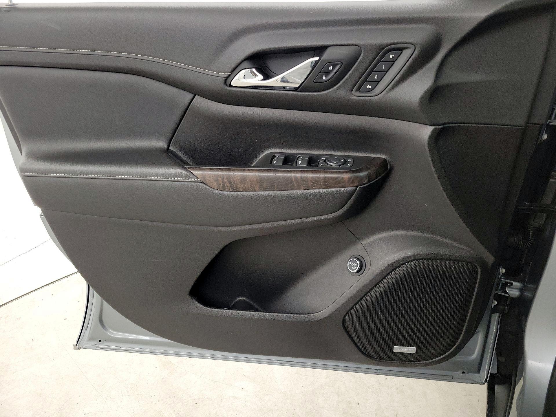 Thumbnail: 2023 GMC Acadia - 12