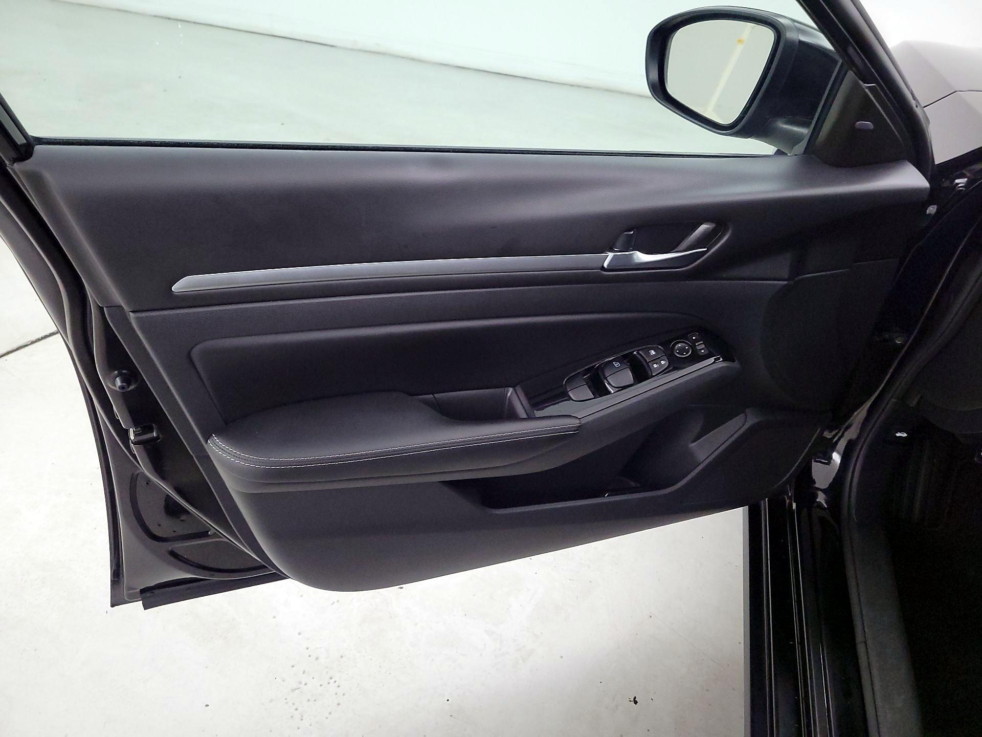 Thumbnail: 2023 Nissan Altima - 12