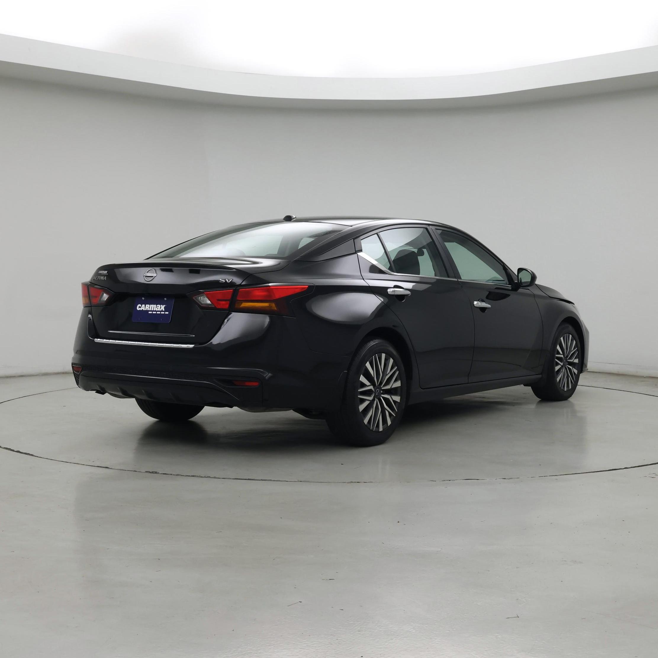 Thumbnail: 2023 Nissan Altima - 8