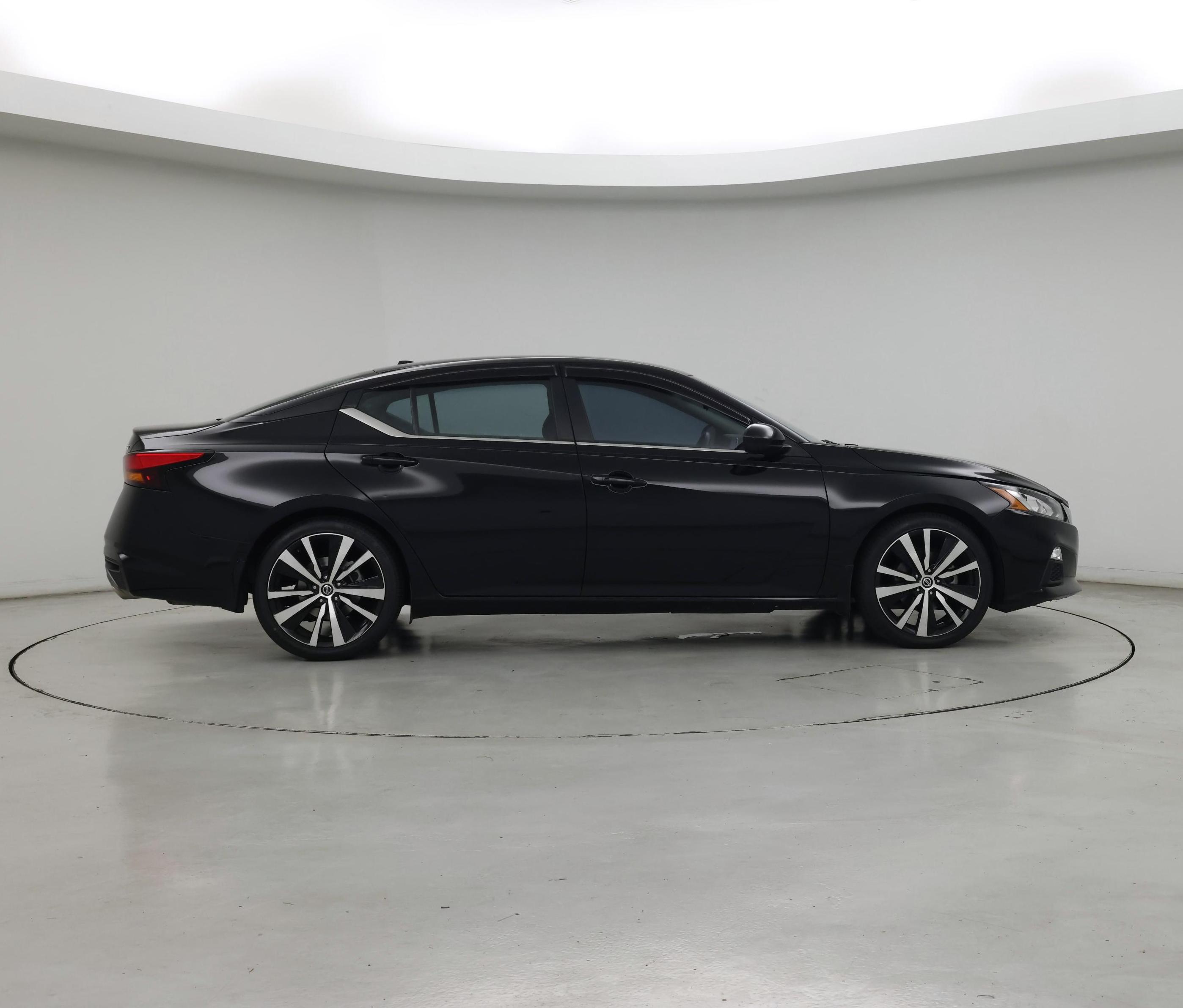 Thumbnail: 2022 Nissan Altima - 7