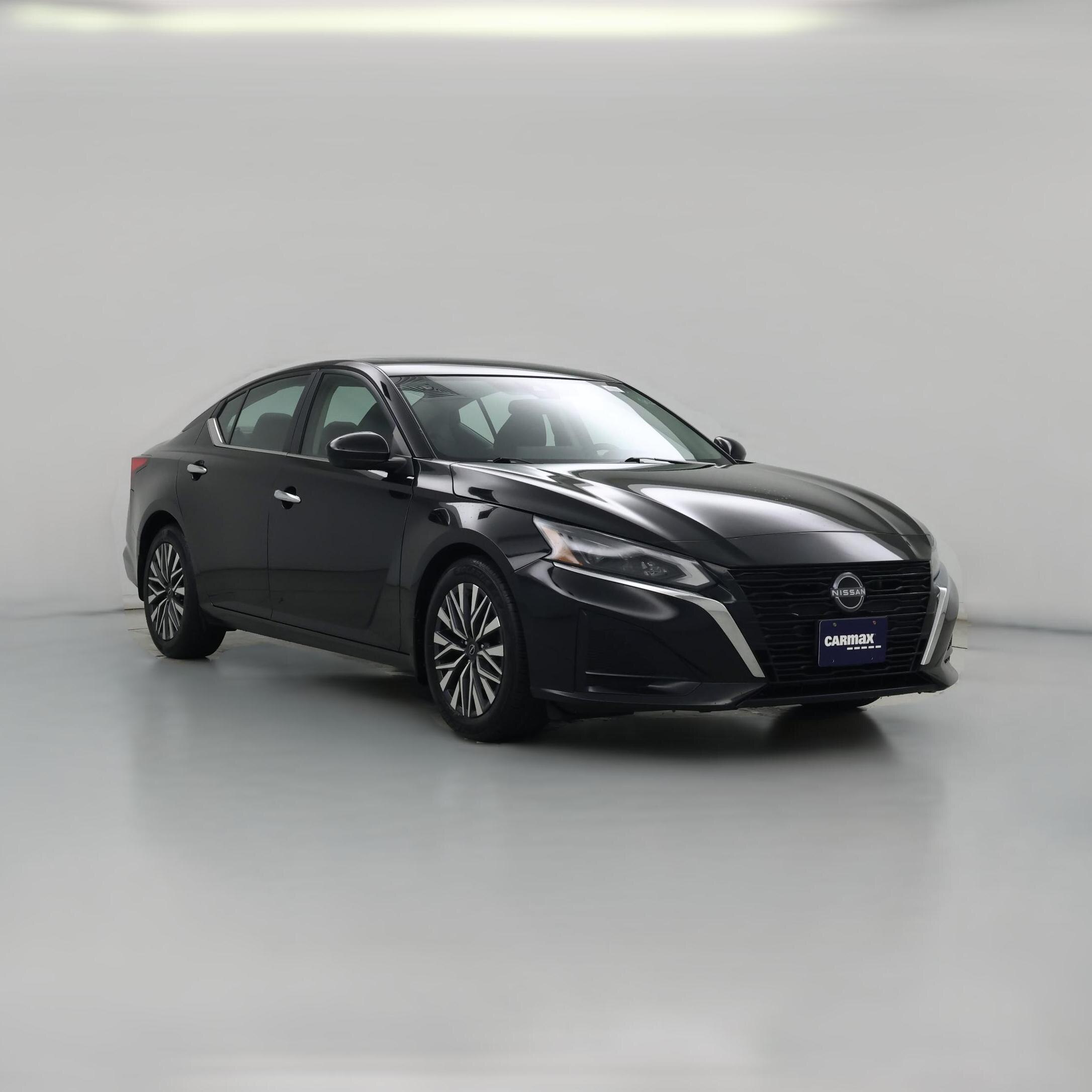 Thumbnail: 2023 Nissan Altima - 1