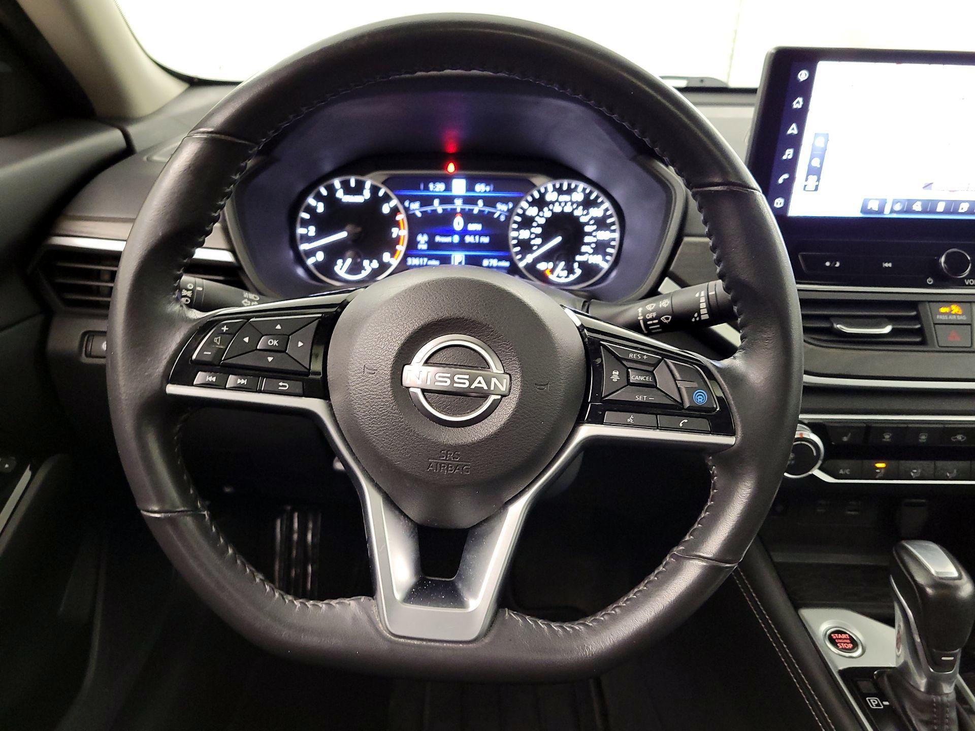 Thumbnail: 2023 Nissan Altima - 10