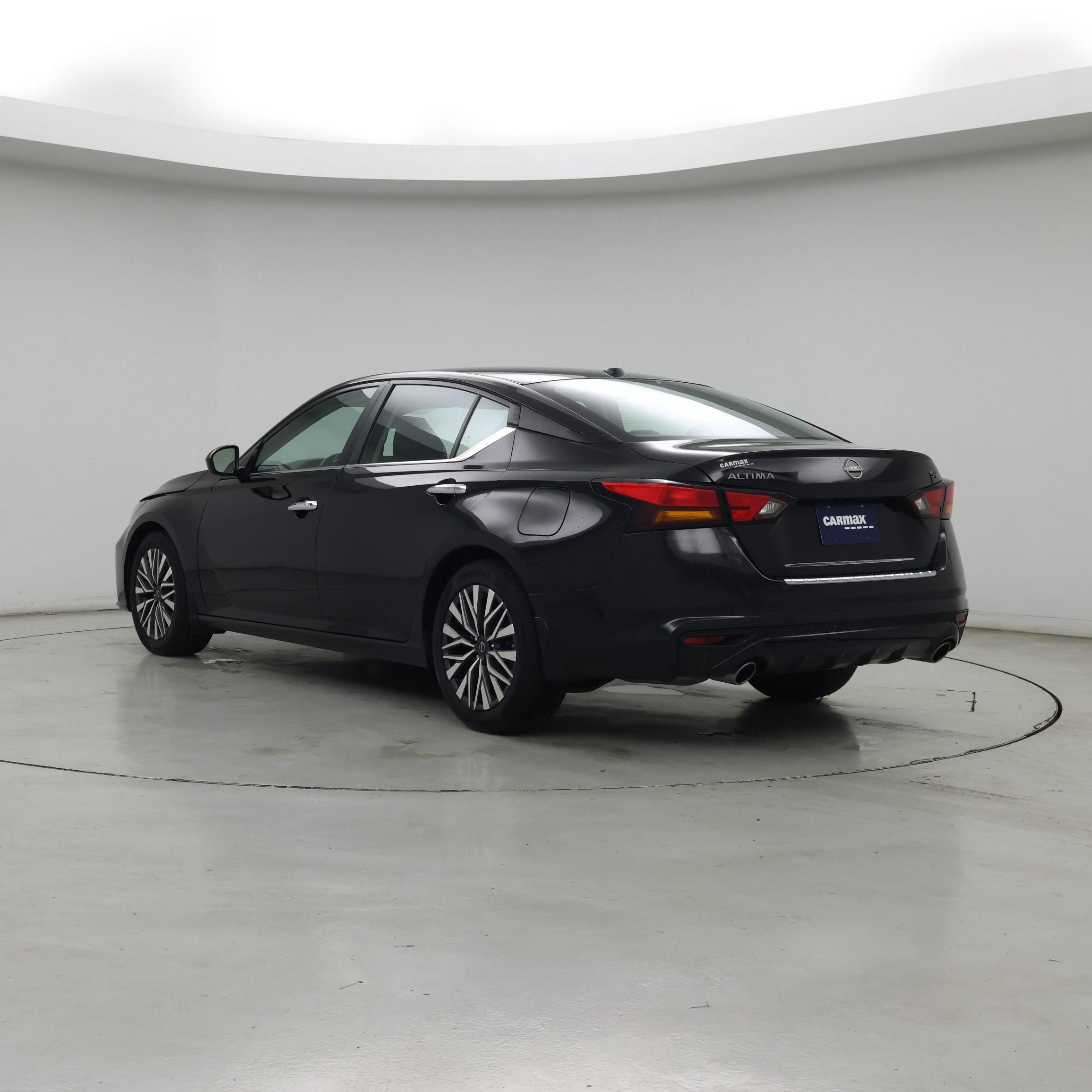 Thumbnail: 2023 Nissan Altima - 2