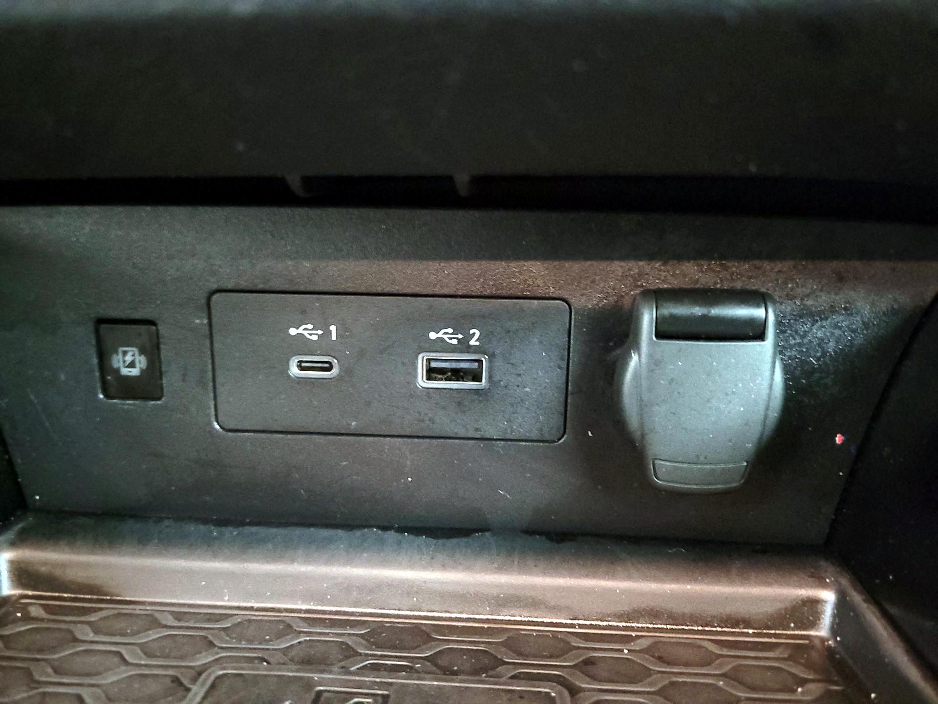 Thumbnail: 2023 Nissan Altima - 19