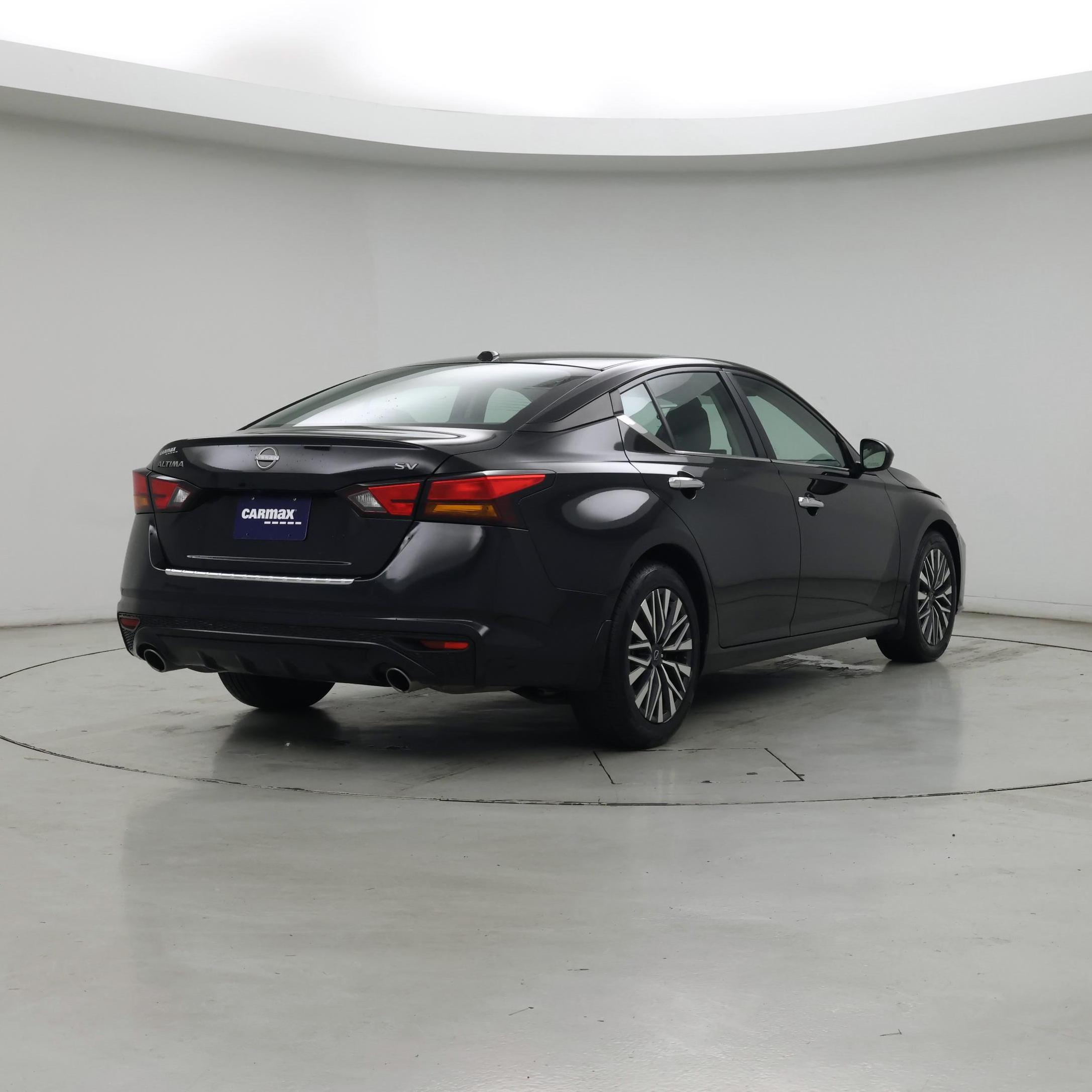 Thumbnail: 2023 Nissan Altima - 8