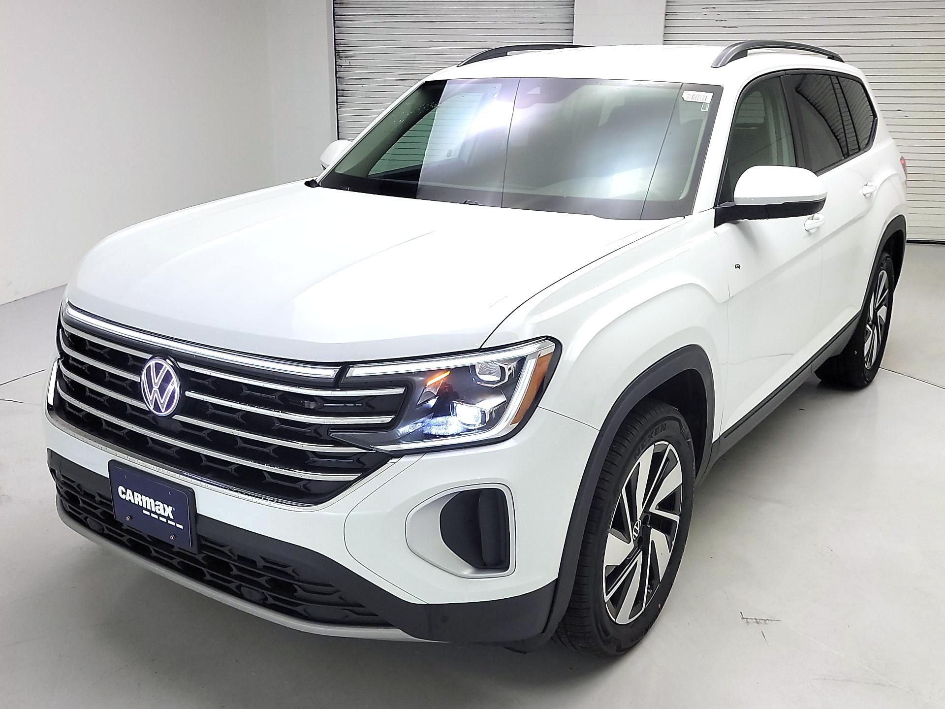 Thumbnail: 2024 Volkswagen Atlas - 3