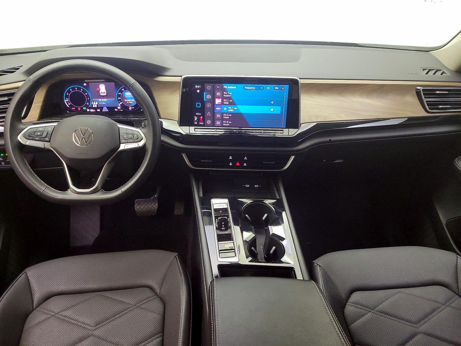 Thumbnail: 2024 Volkswagen Atlas - 8