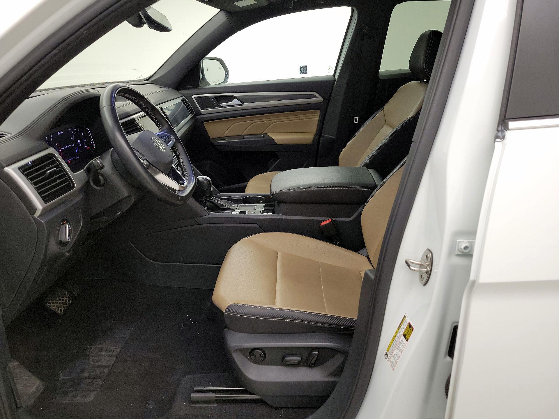 Thumbnail: 2023 Volkswagen Atlas - 11