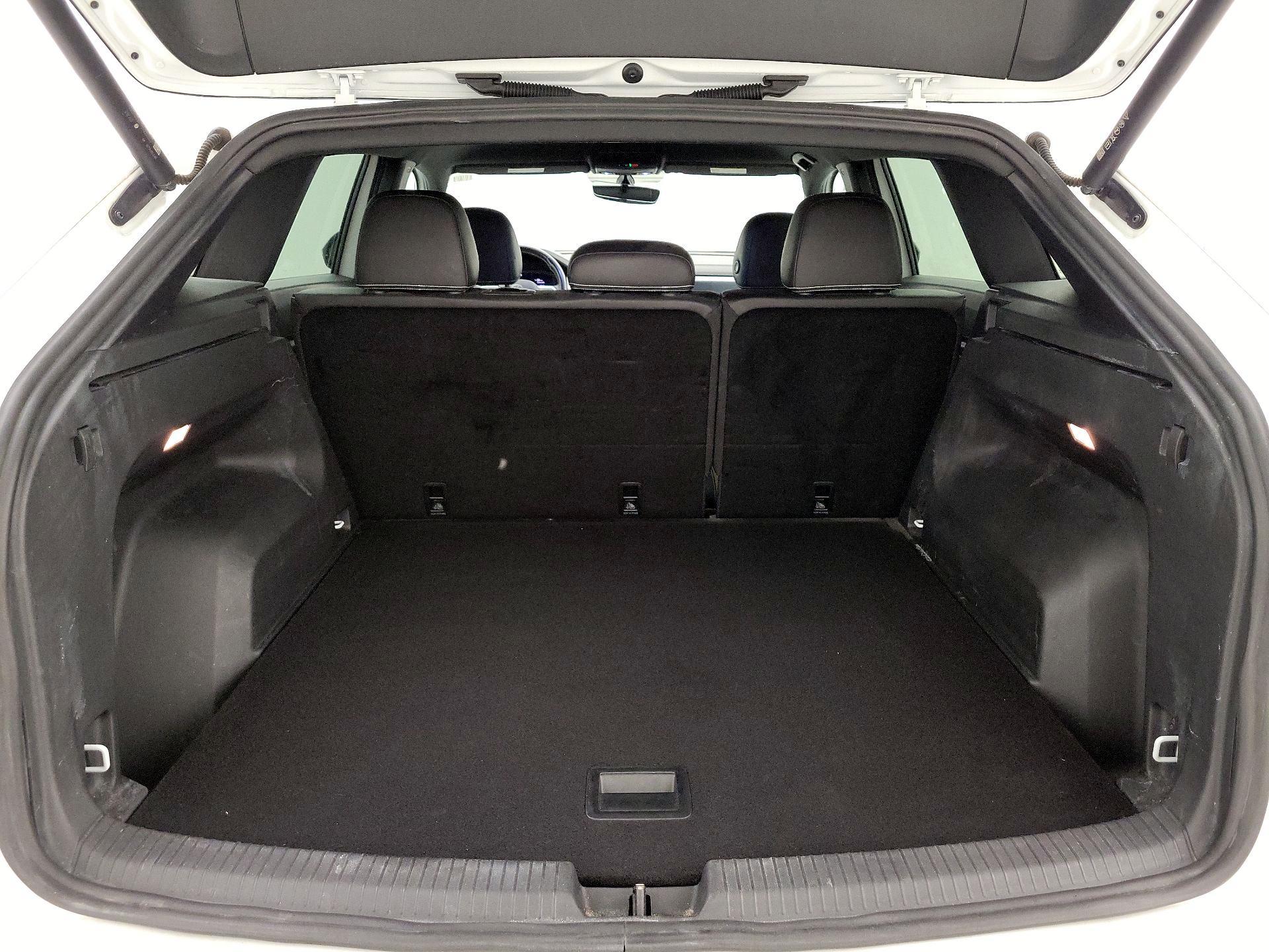 Thumbnail: 2023 Volkswagen Atlas - 20