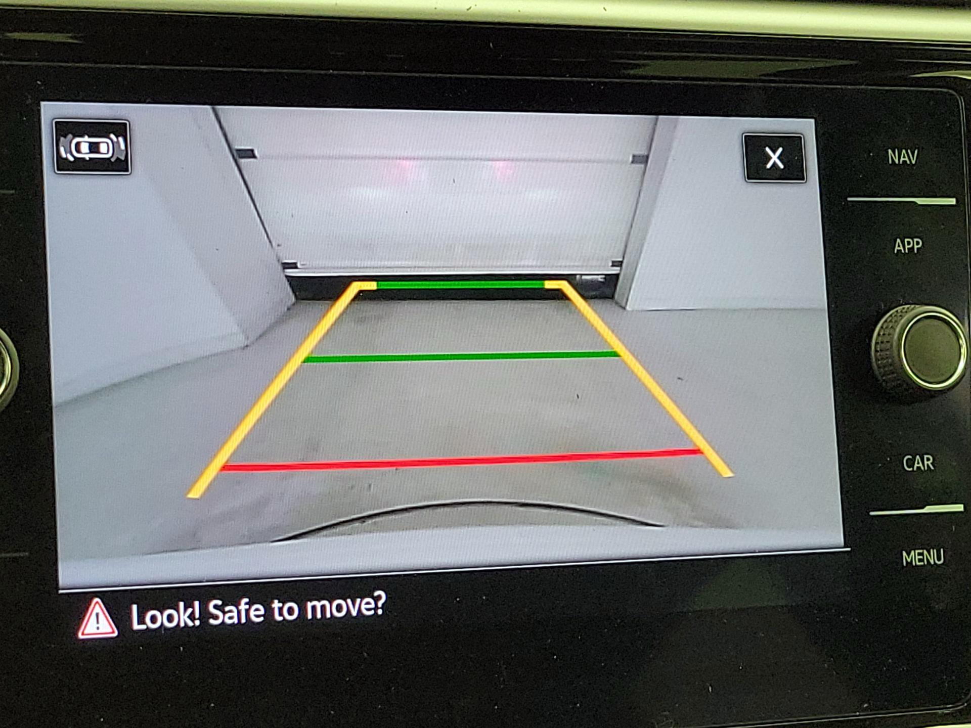 Thumbnail: 2022 Volkswagen Atlas - 15