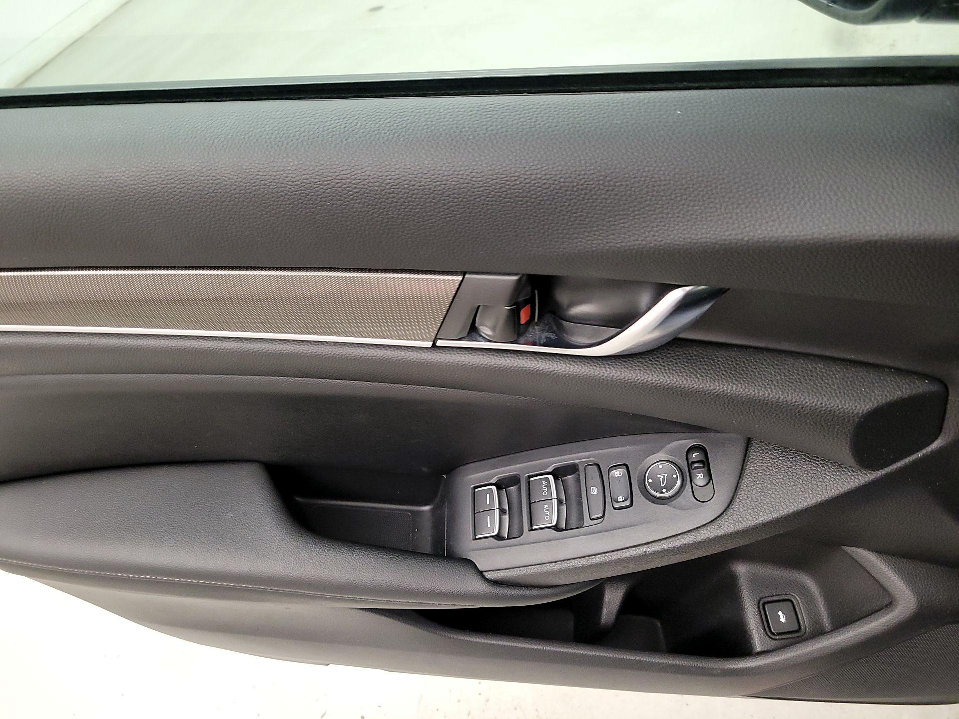 Thumbnail: 2021 Honda Accord - 12