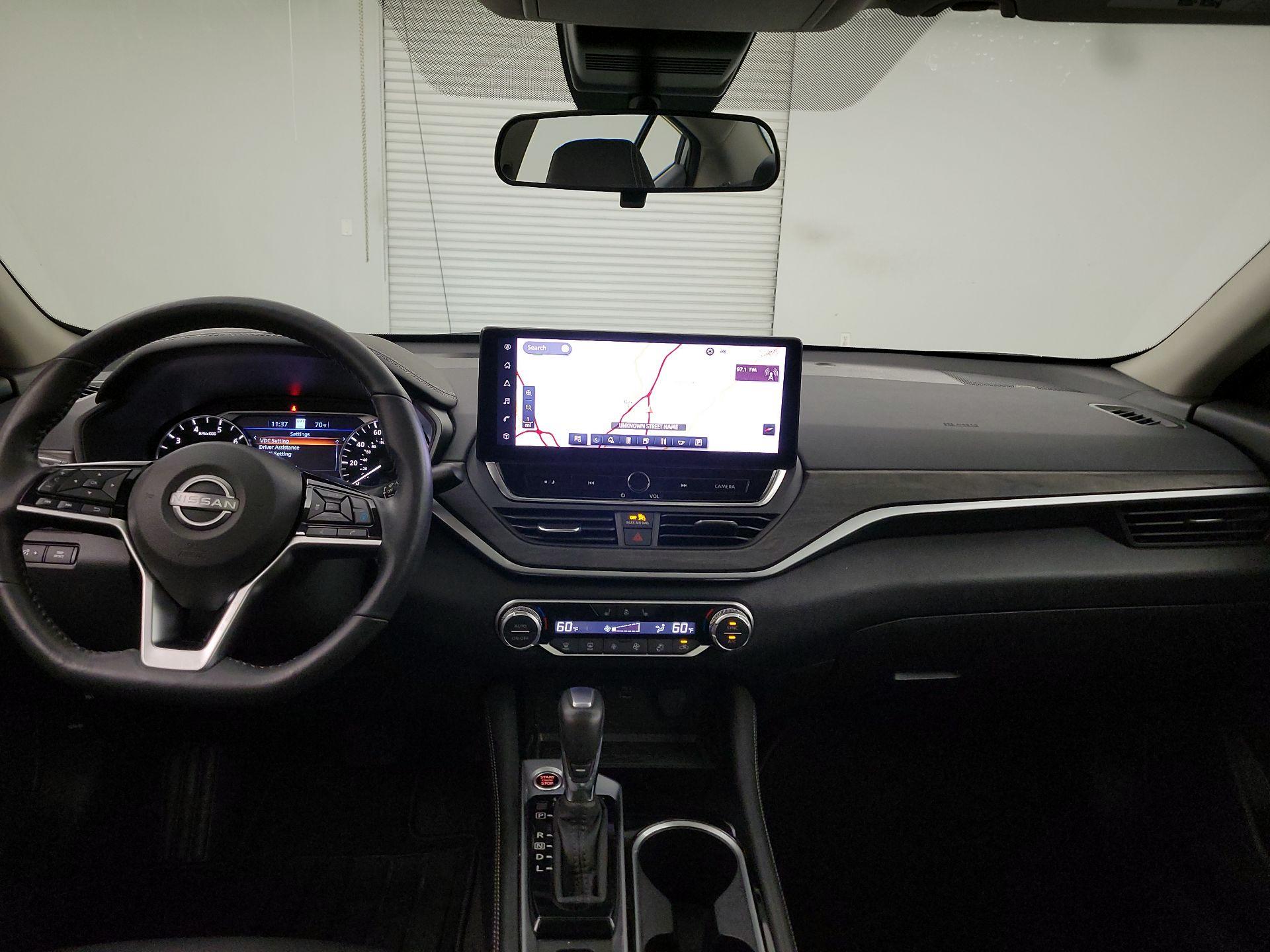 Thumbnail: 2023 Nissan Altima - 9