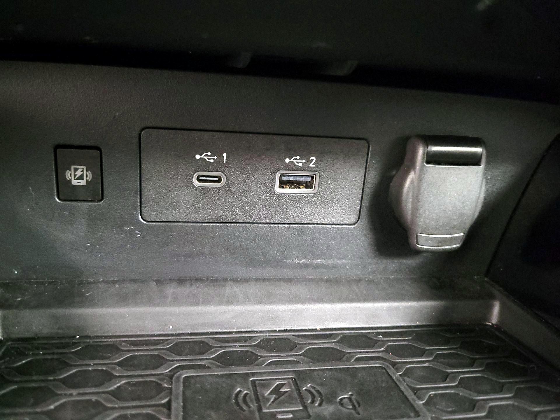 Thumbnail: 2023 Nissan Altima - 19