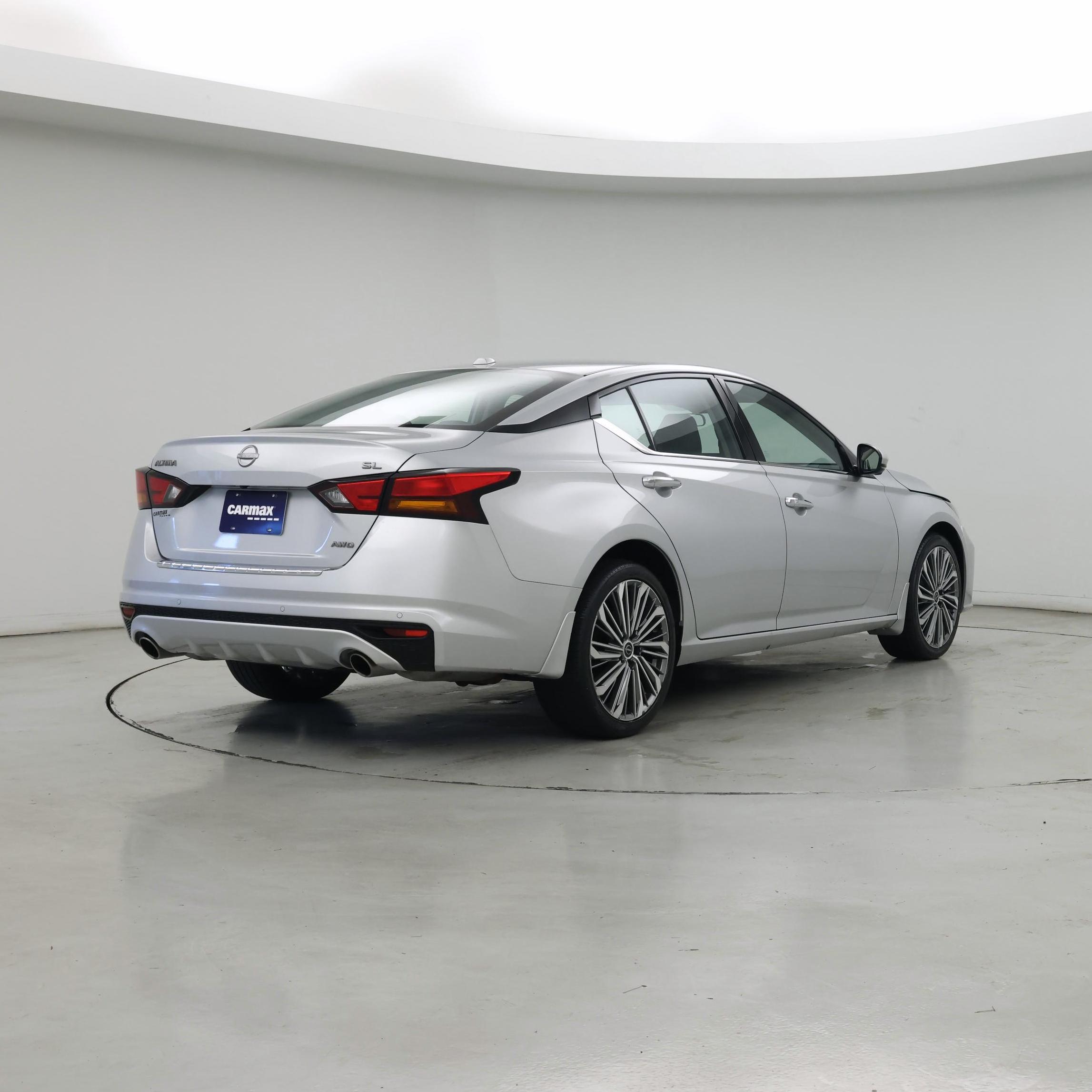 Thumbnail: 2023 Nissan Altima - 8