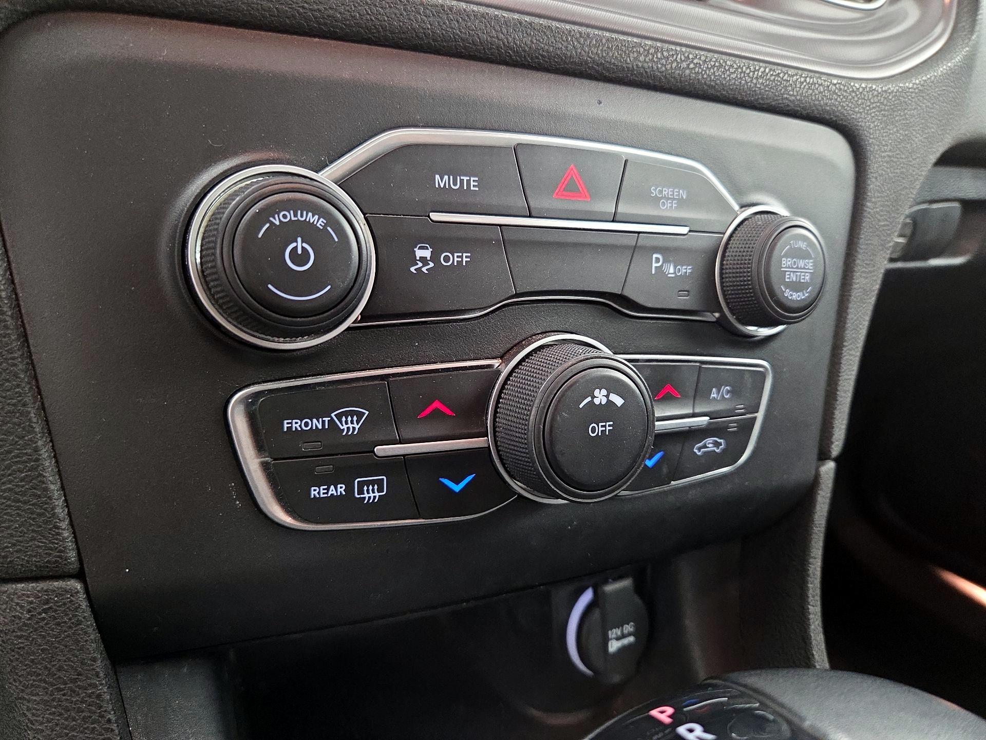 Thumbnail: 2023 Dodge Charger - 16