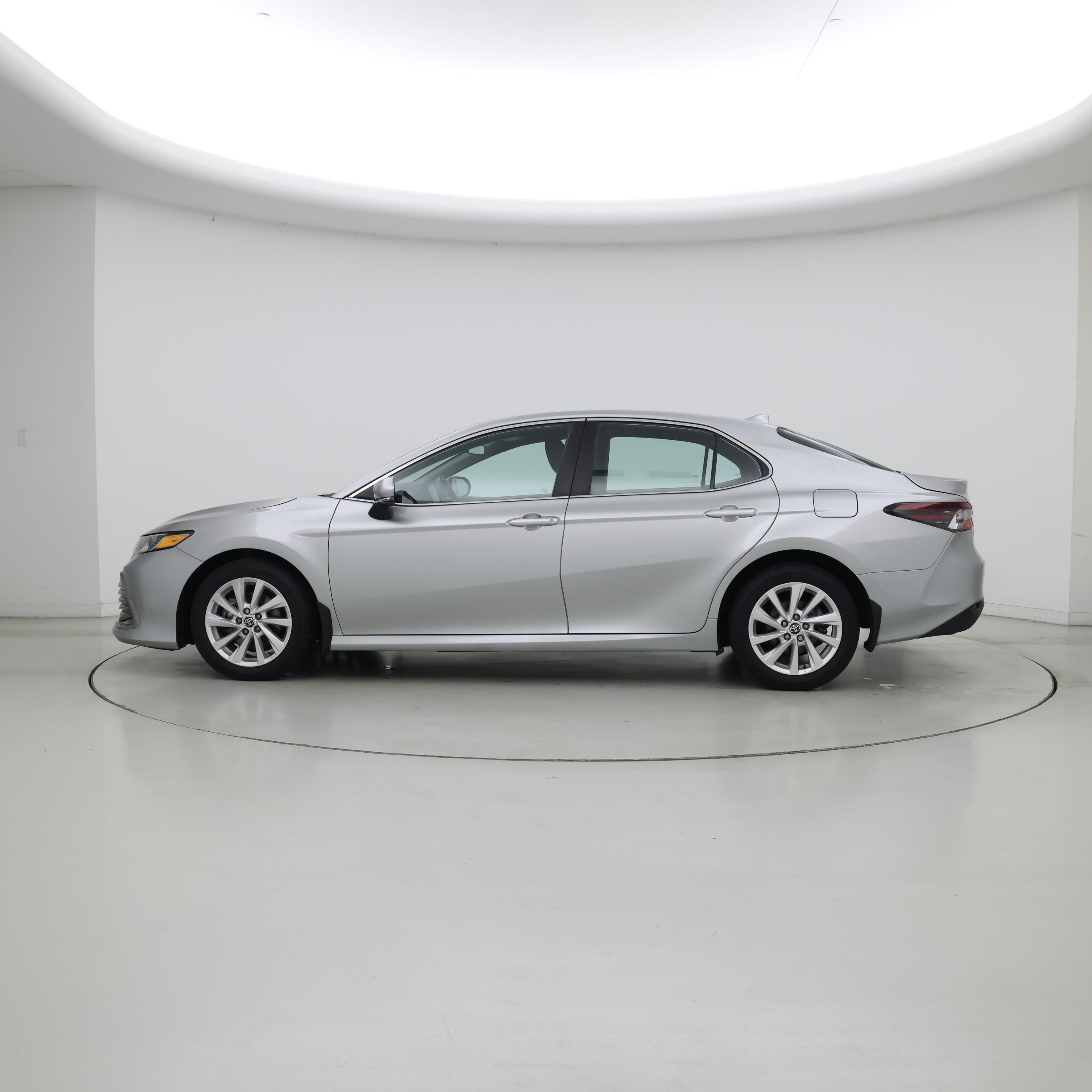 Thumbnail: 2023 Toyota Camry - 3