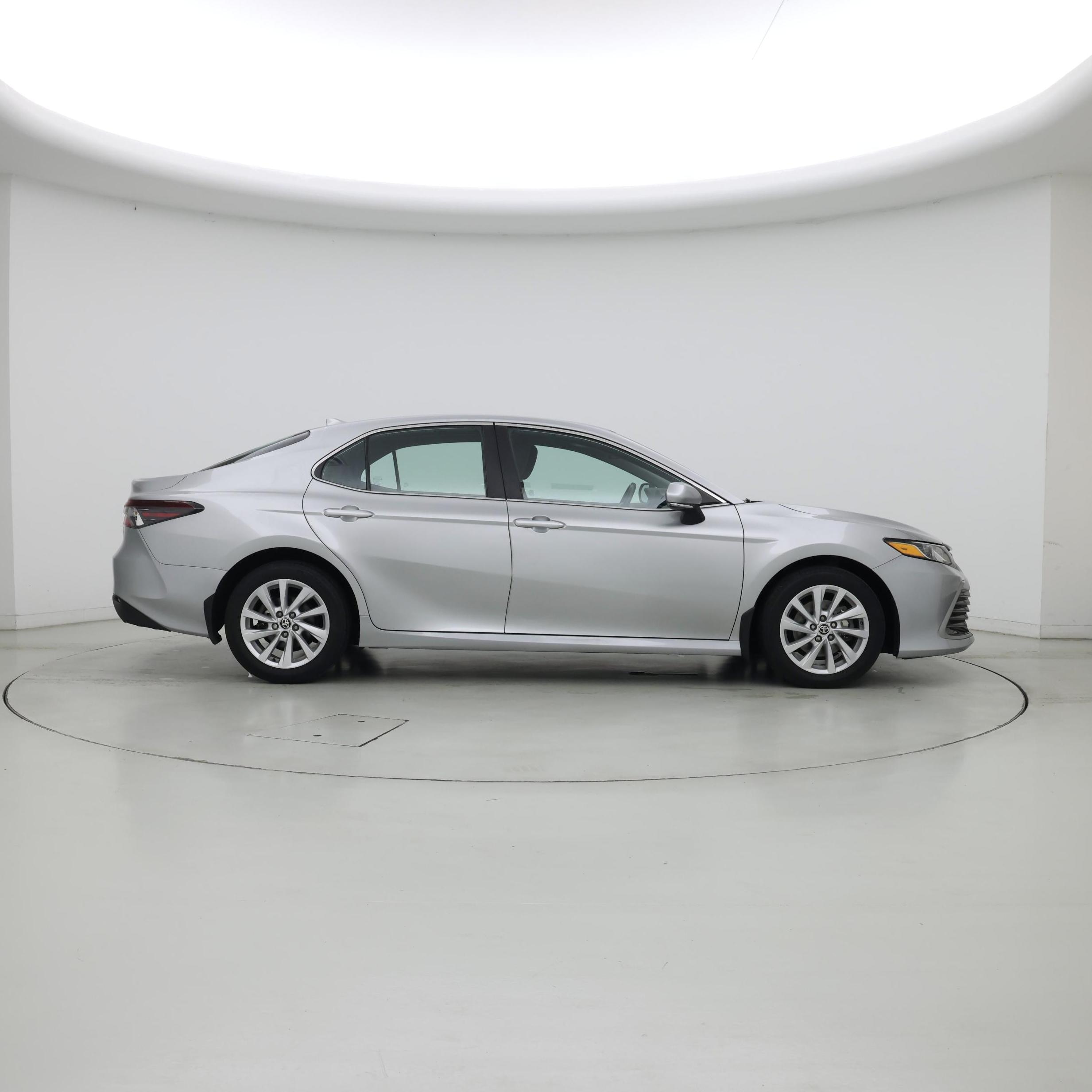 Thumbnail: 2023 Toyota Camry - 7