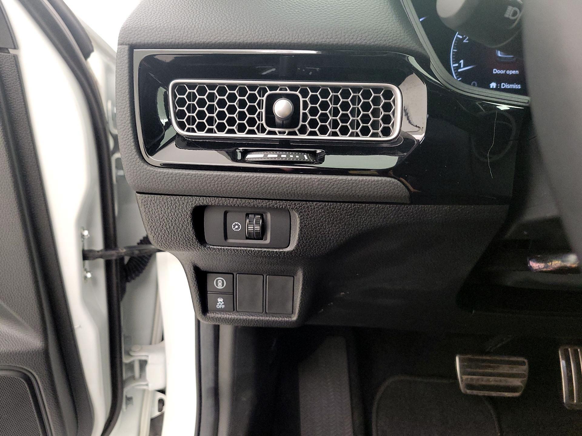 Thumbnail: 2024 Honda Civic - 13