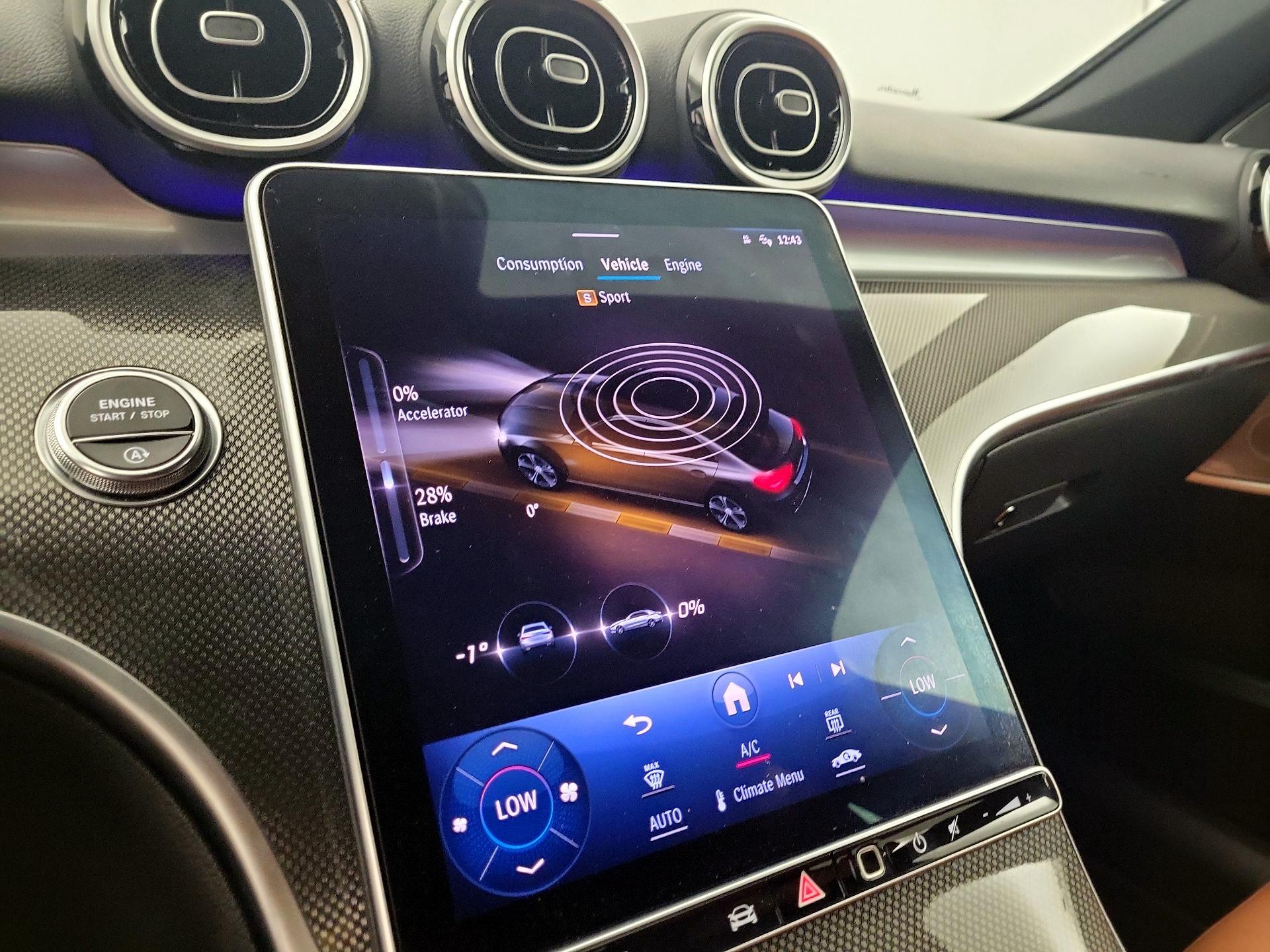 Thumbnail: 2023 Mercedes-Benz C-Class - 15