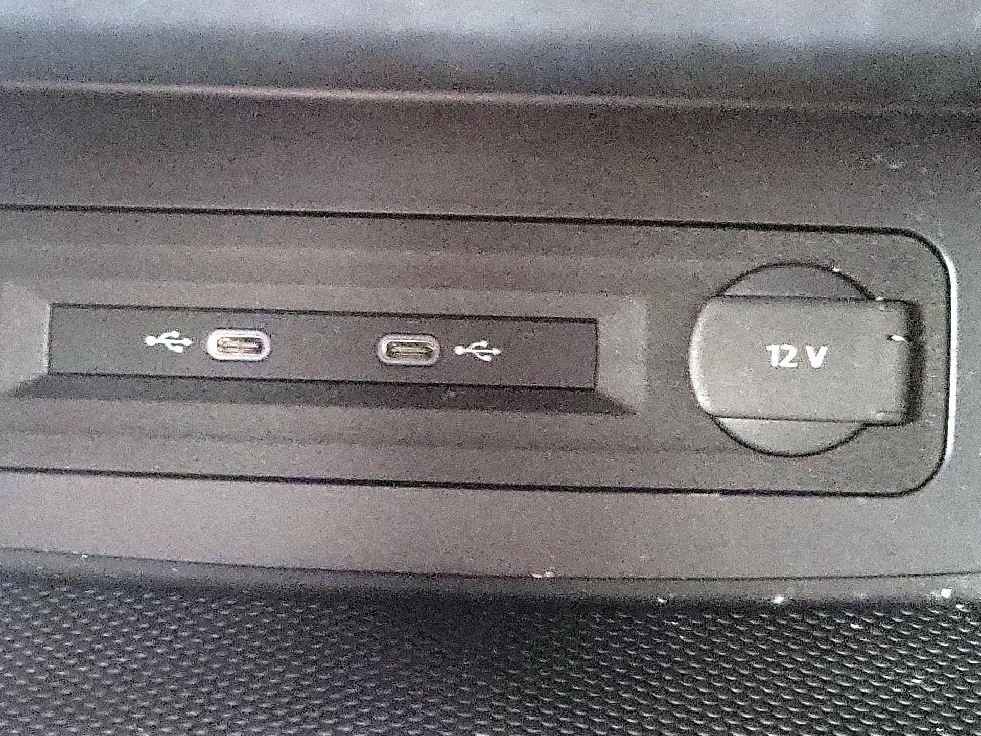 Thumbnail: 2023 Volkswagen Atlas - 18