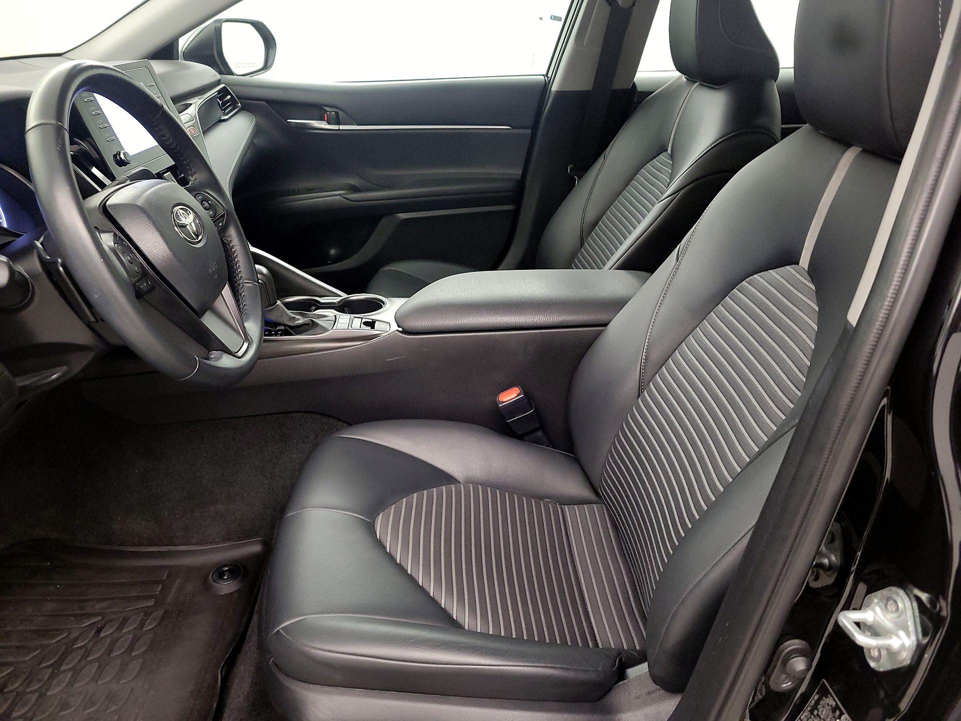 Thumbnail: 2023 Toyota Camry - 11