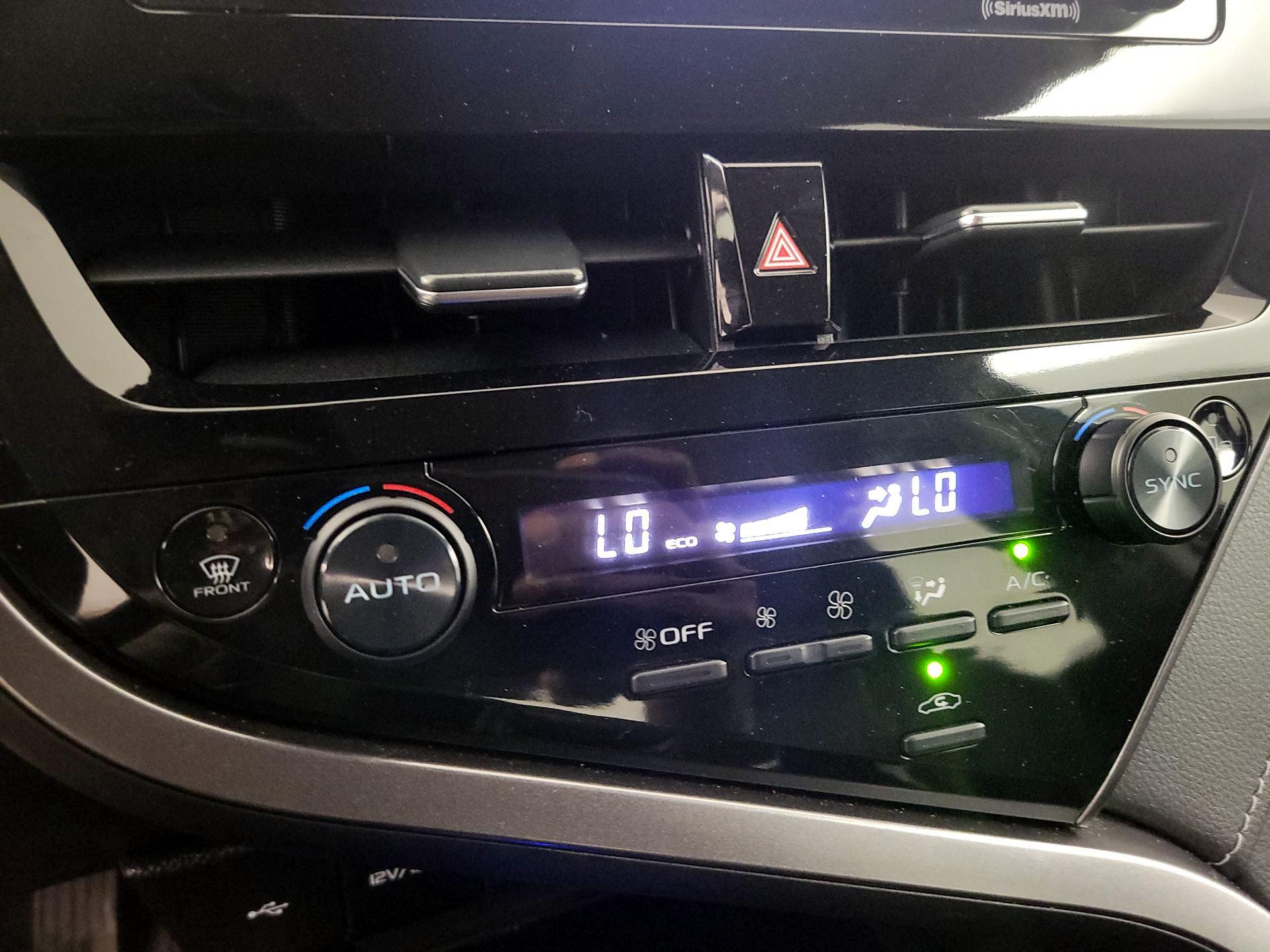 Thumbnail: 2023 Toyota Camry - 16