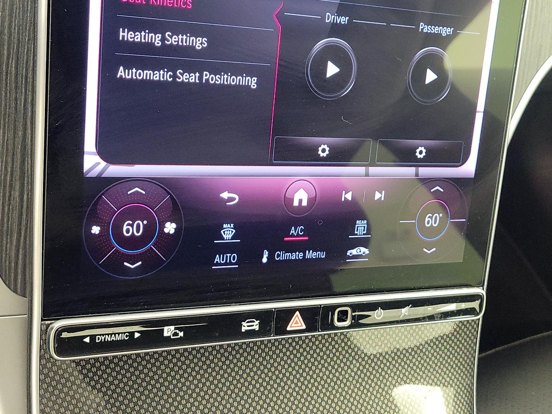 Thumbnail: 2022 Mercedes-Benz C-Class - 17