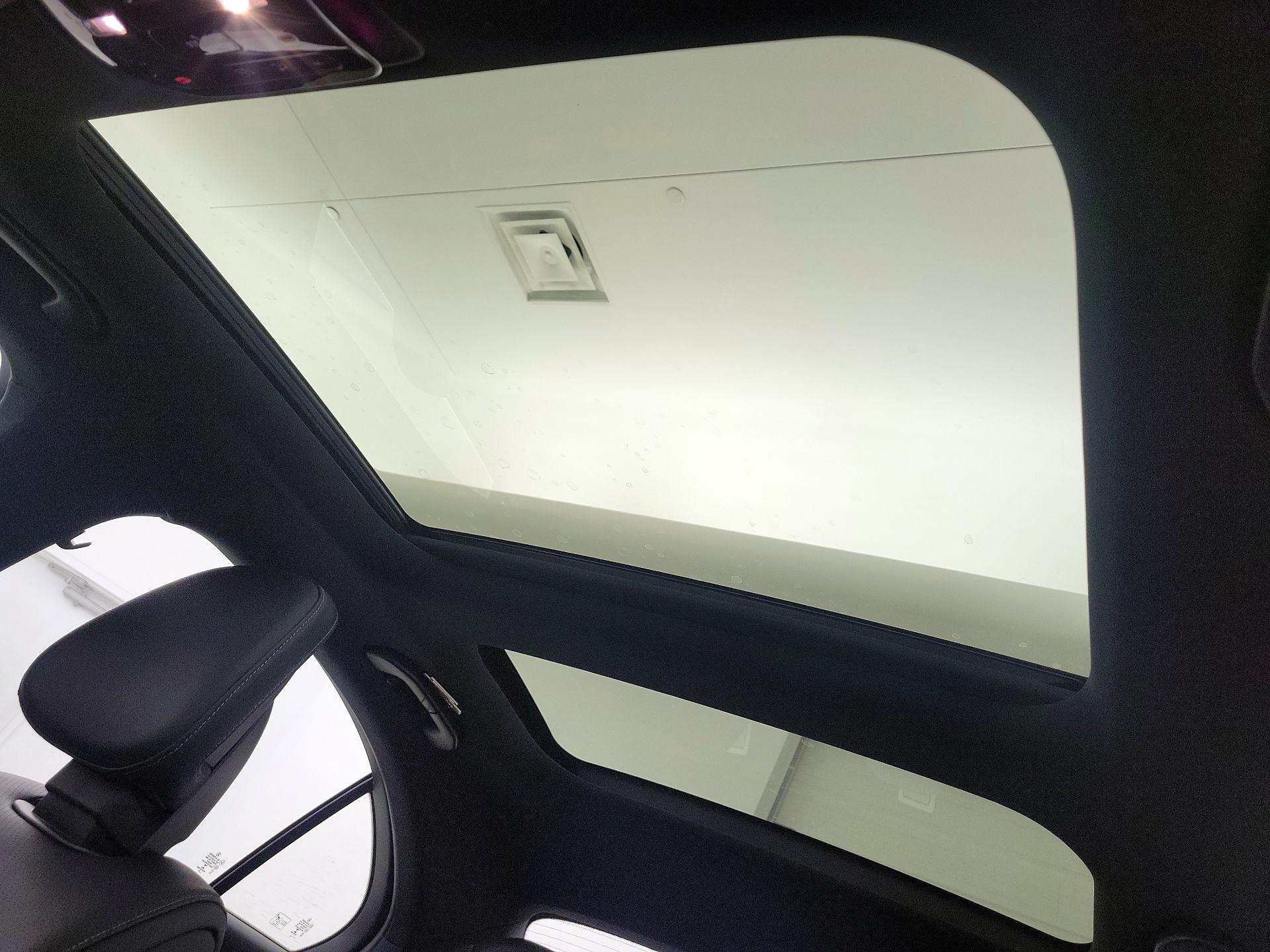 Thumbnail: 2022 Mercedes-Benz C-Class - 20