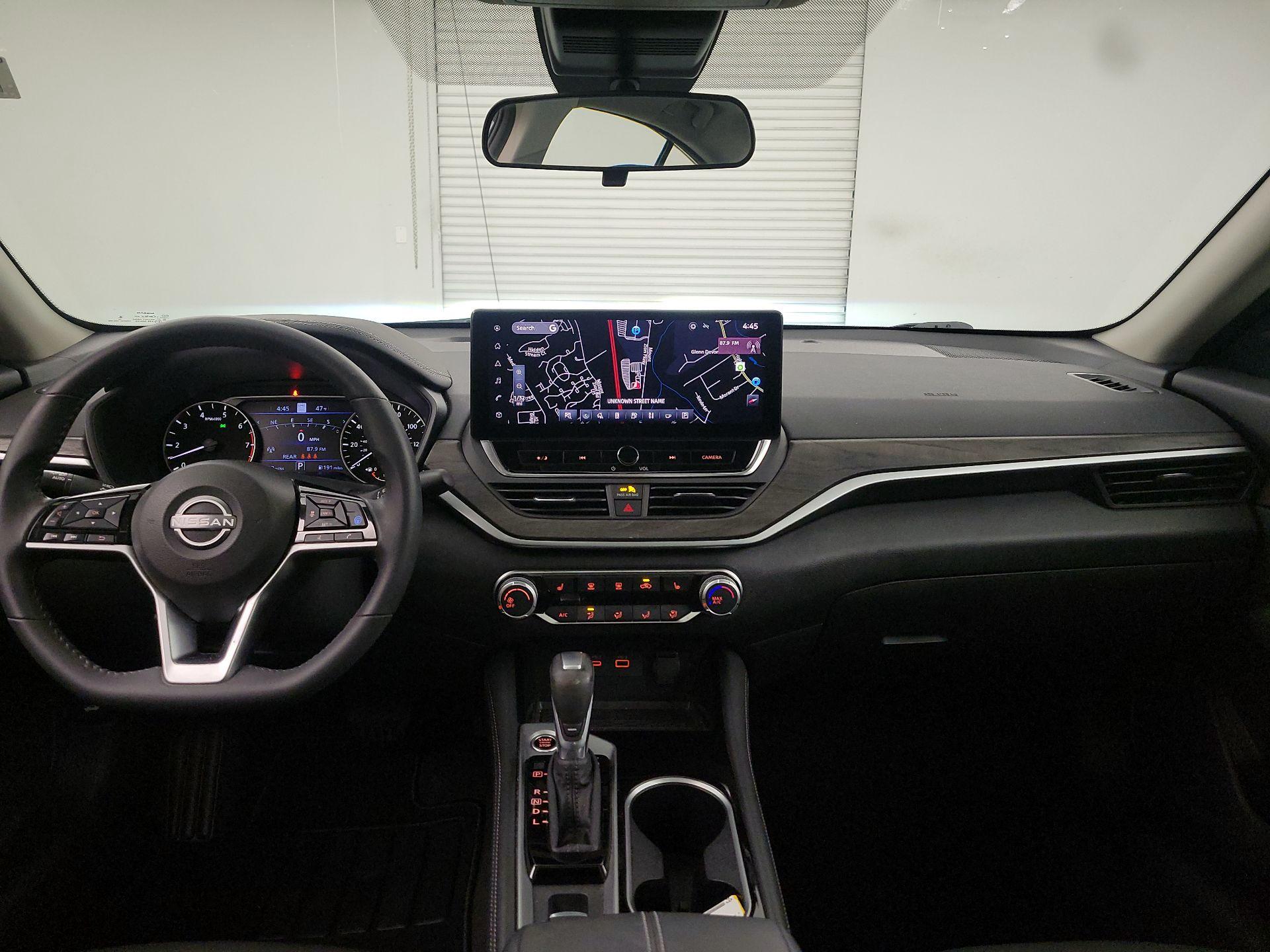 Thumbnail: 2024 Nissan Altima - 9