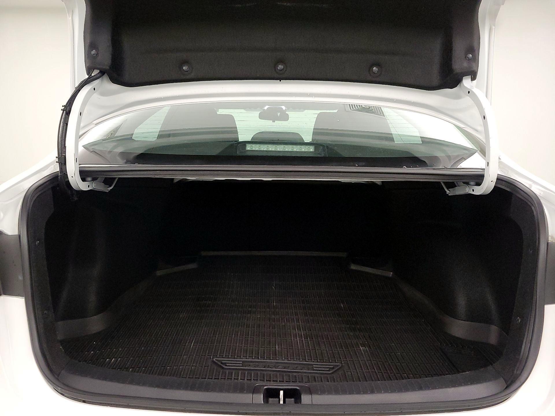 Thumbnail: 2023 Toyota Corolla - 20