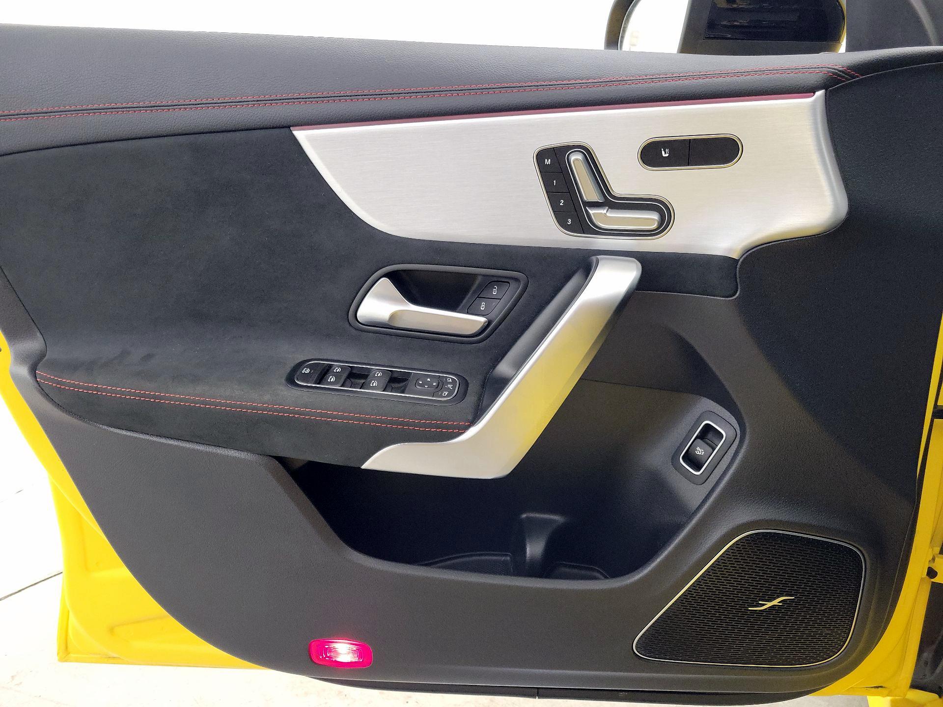 Thumbnail: 2022 Mercedes-Benz CLA - 12