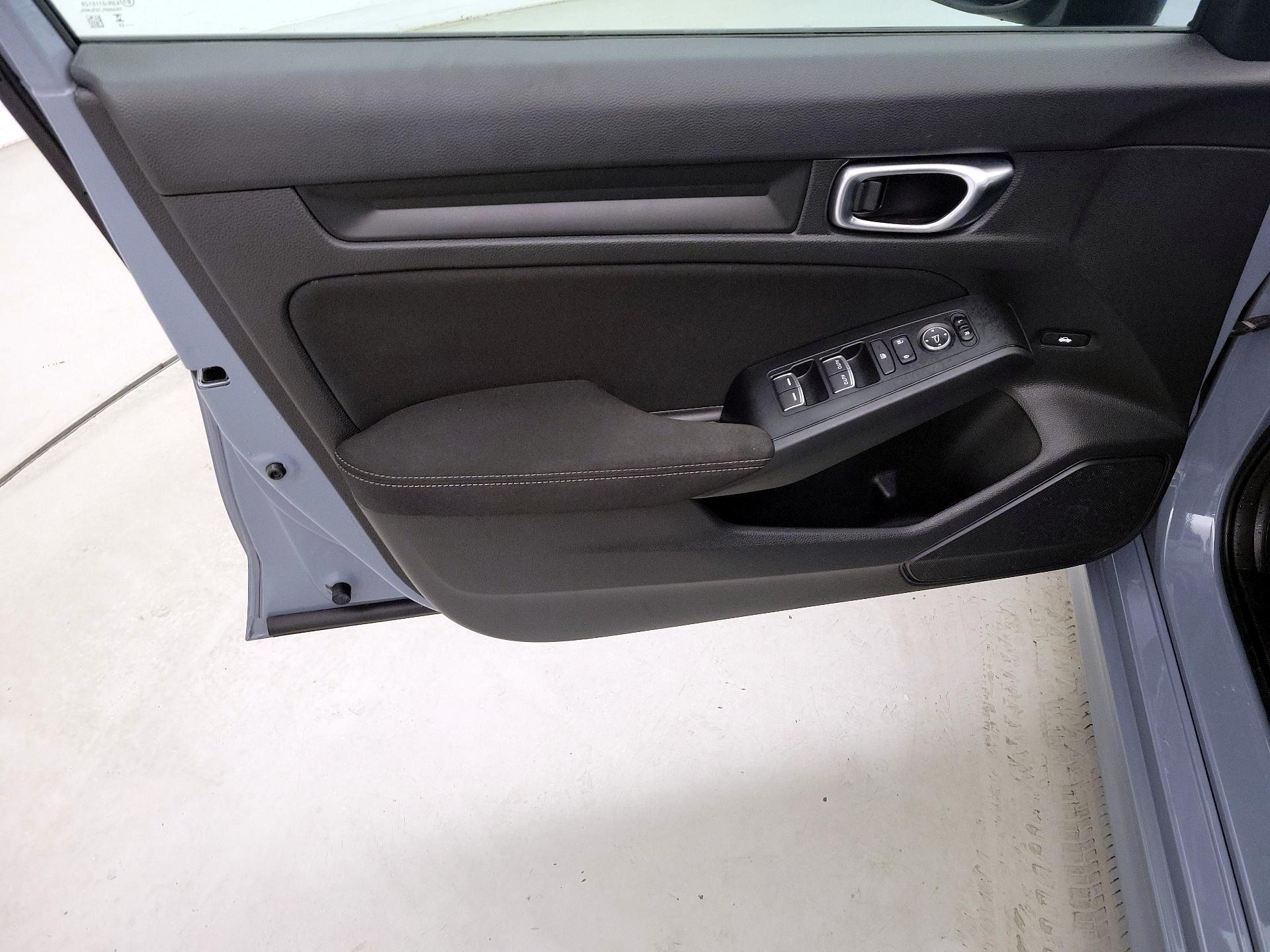 Thumbnail: 2023 Honda Civic - 12