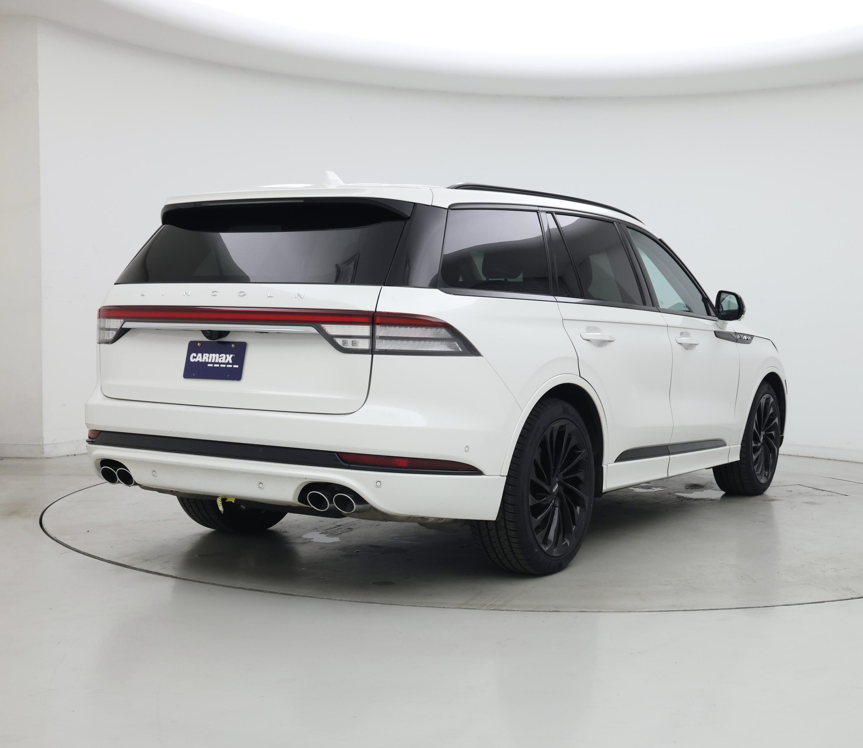Thumbnail: 2022 Lincoln Aviator - 8