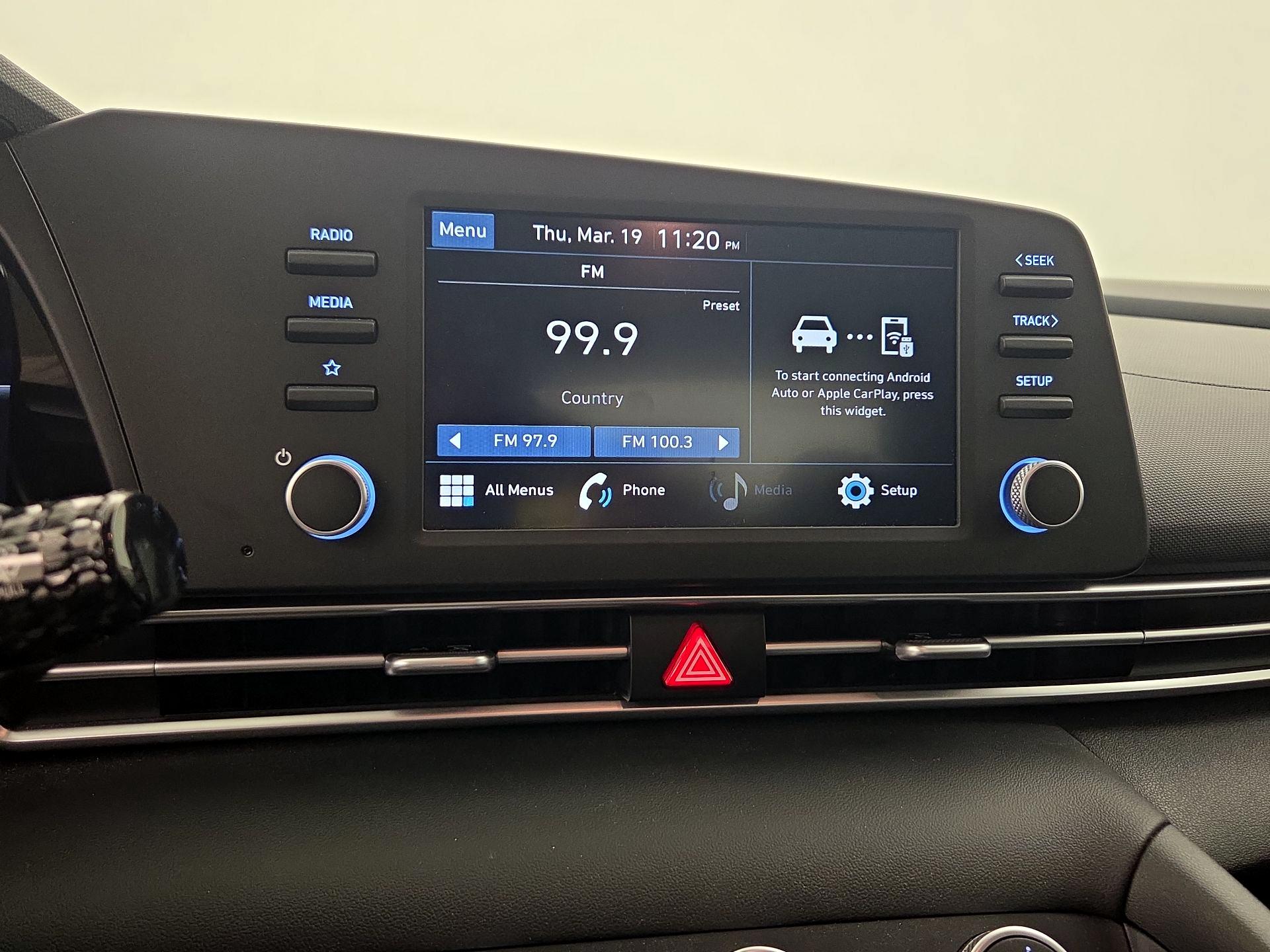 Thumbnail: 2023 Hyundai Elantra - 15