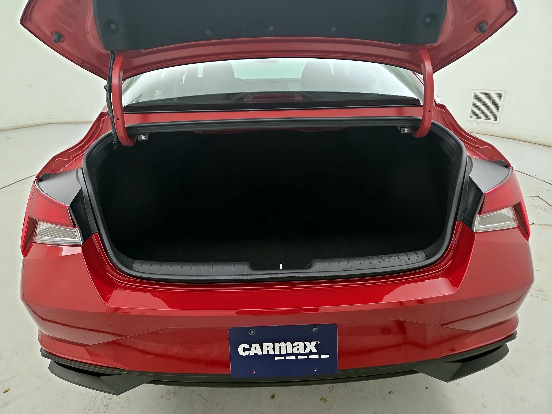 Thumbnail: 2023 Hyundai Elantra - 20