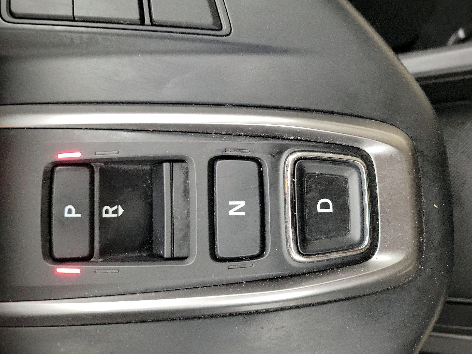 Thumbnail: 2020 Honda CR-V - 17