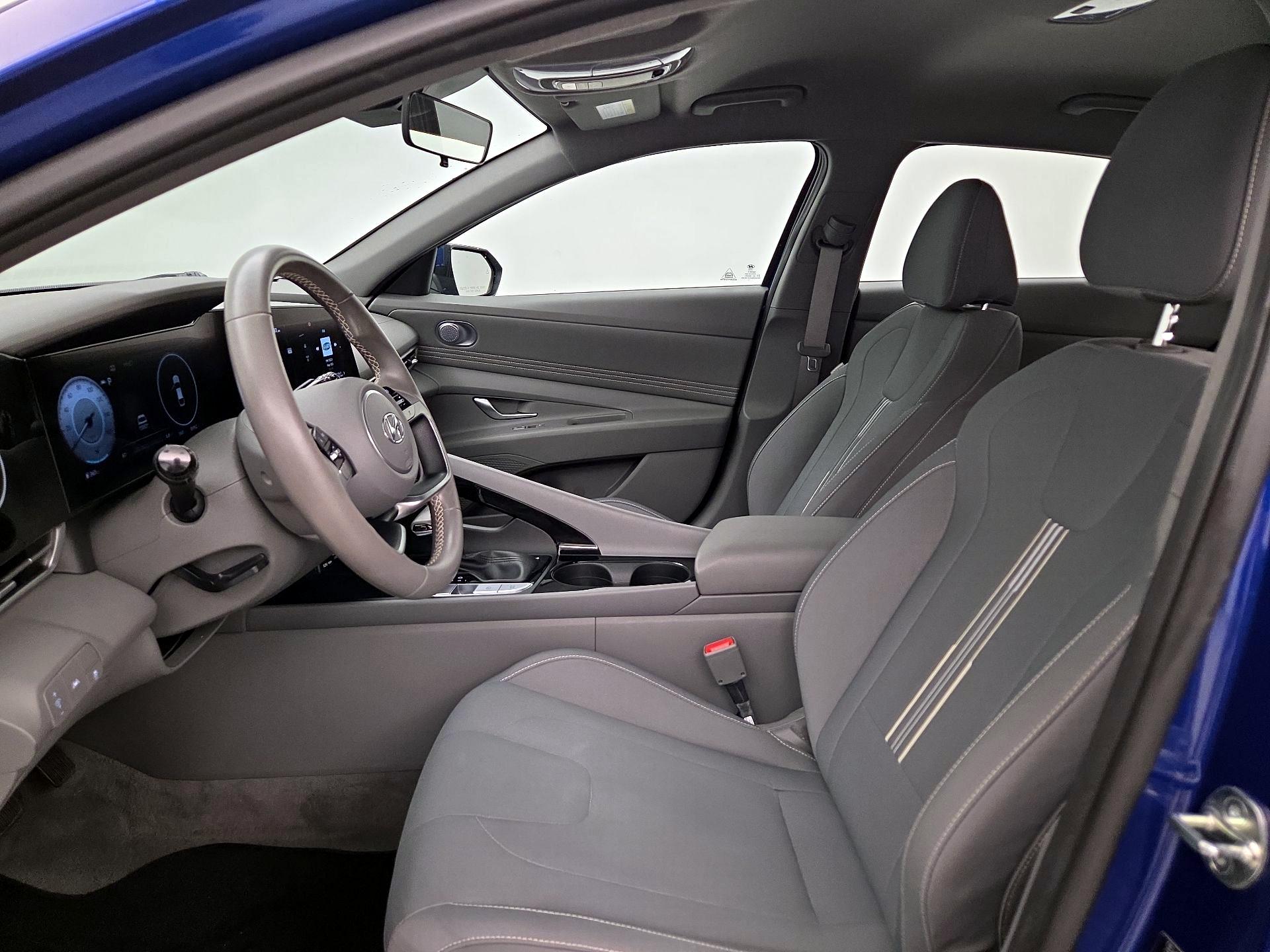 Thumbnail: 2023 Hyundai Elantra - 11