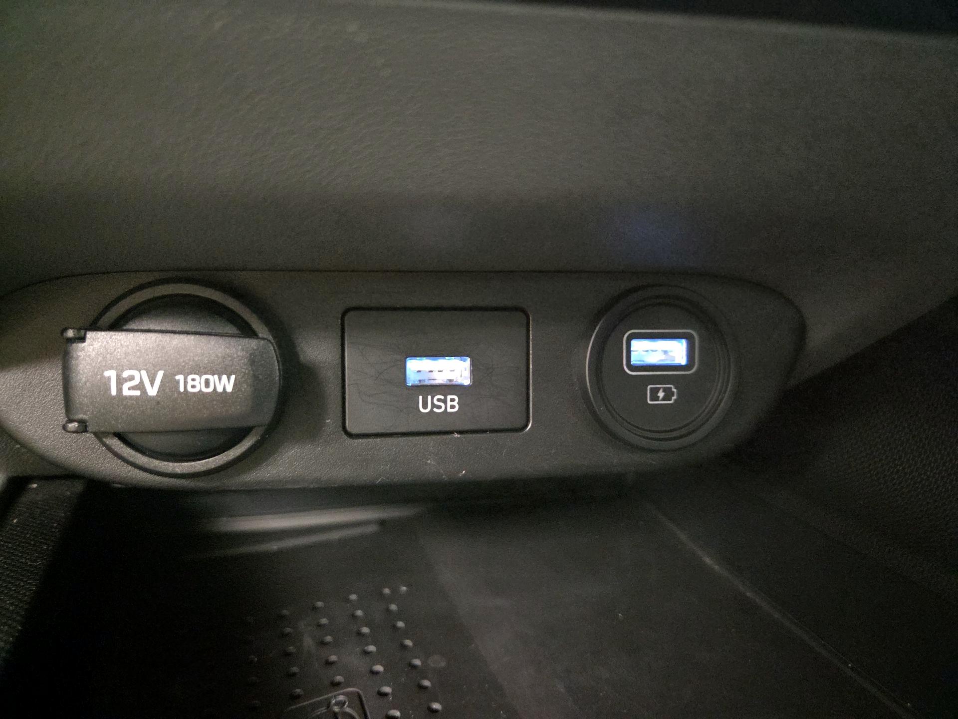 Thumbnail: 2023 Hyundai Elantra - 19