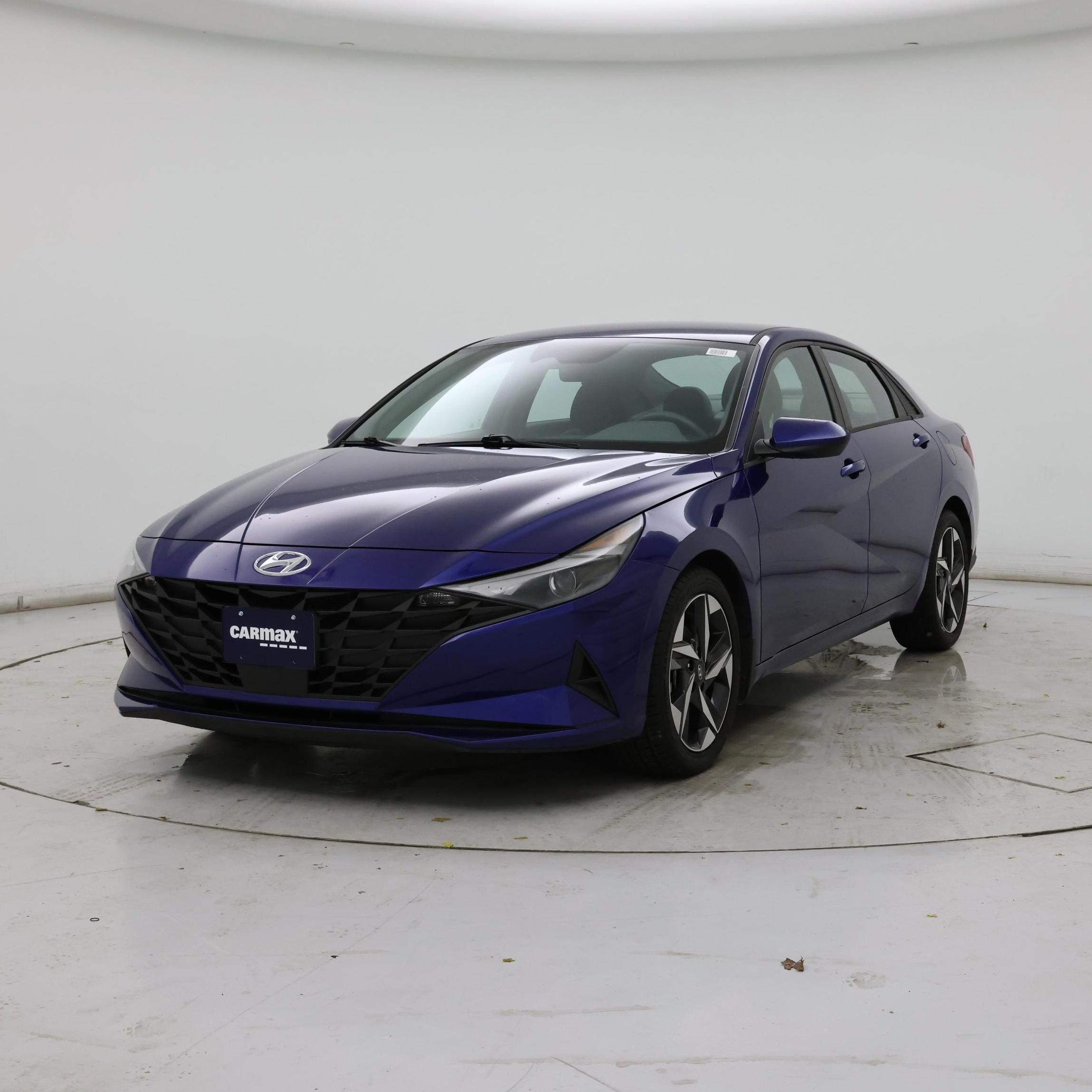 Thumbnail: 2023 Hyundai Elantra - 4