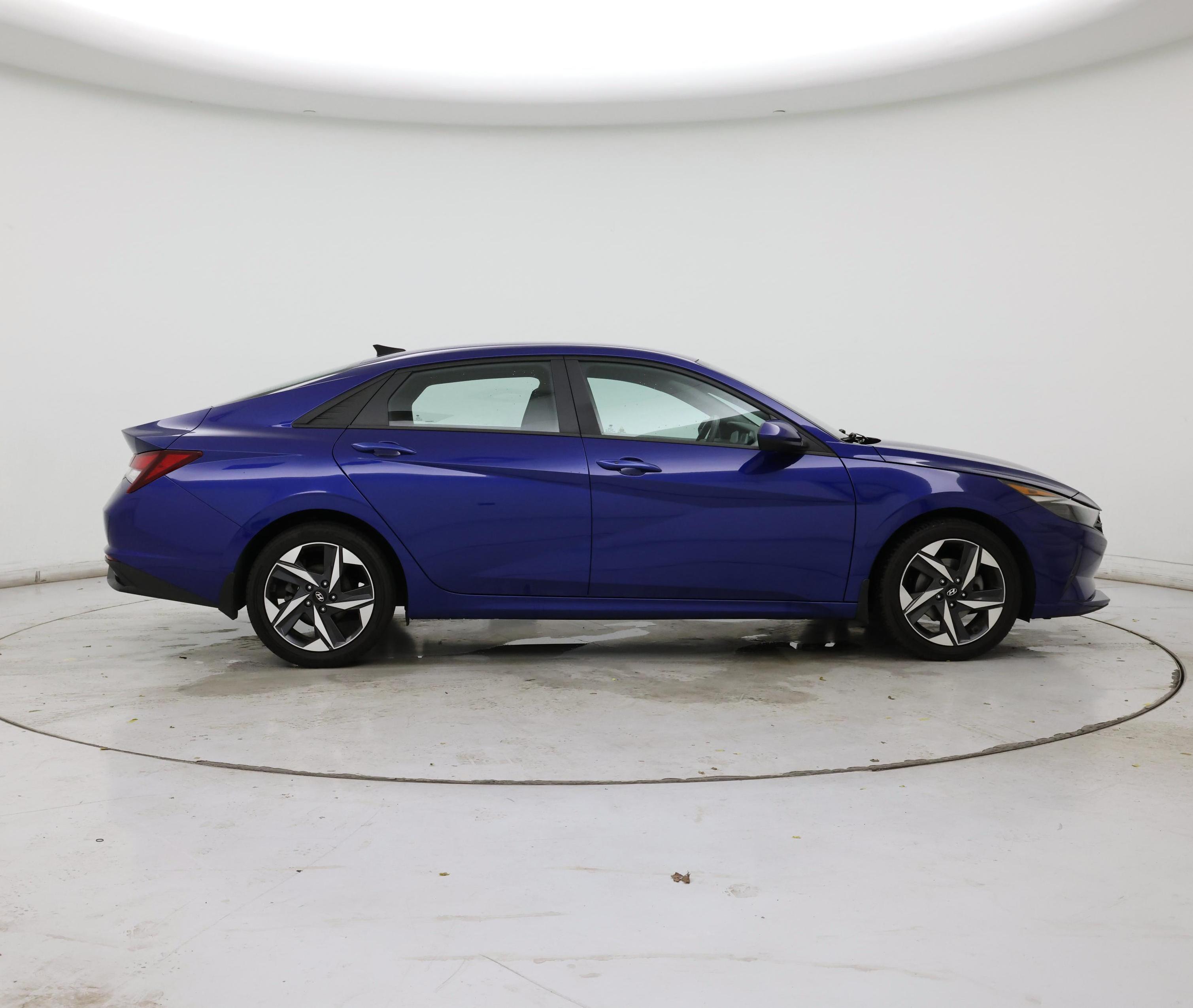 Thumbnail: 2023 Hyundai Elantra - 7