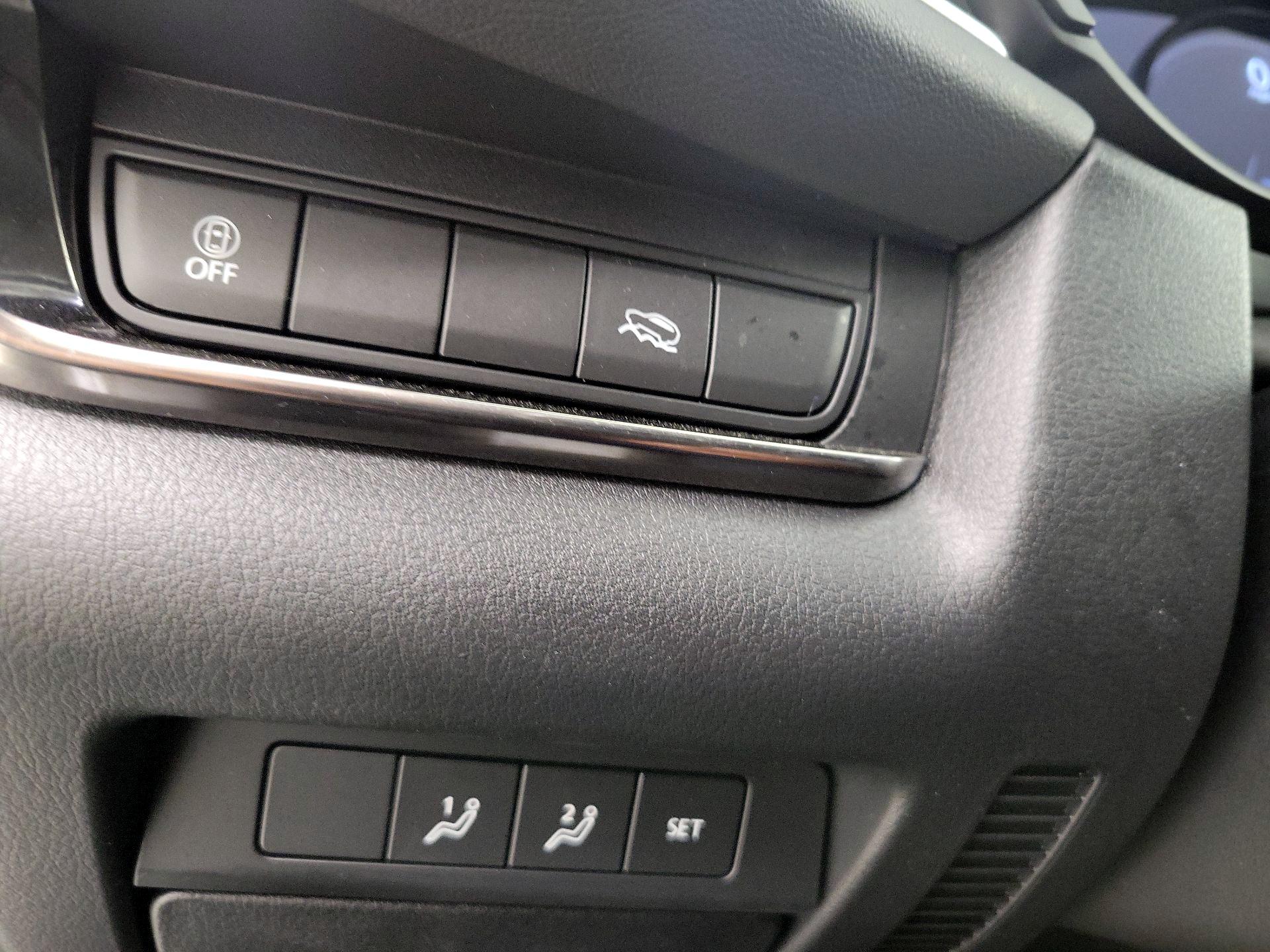 Thumbnail: 2023 Mazda CX-30 - 13