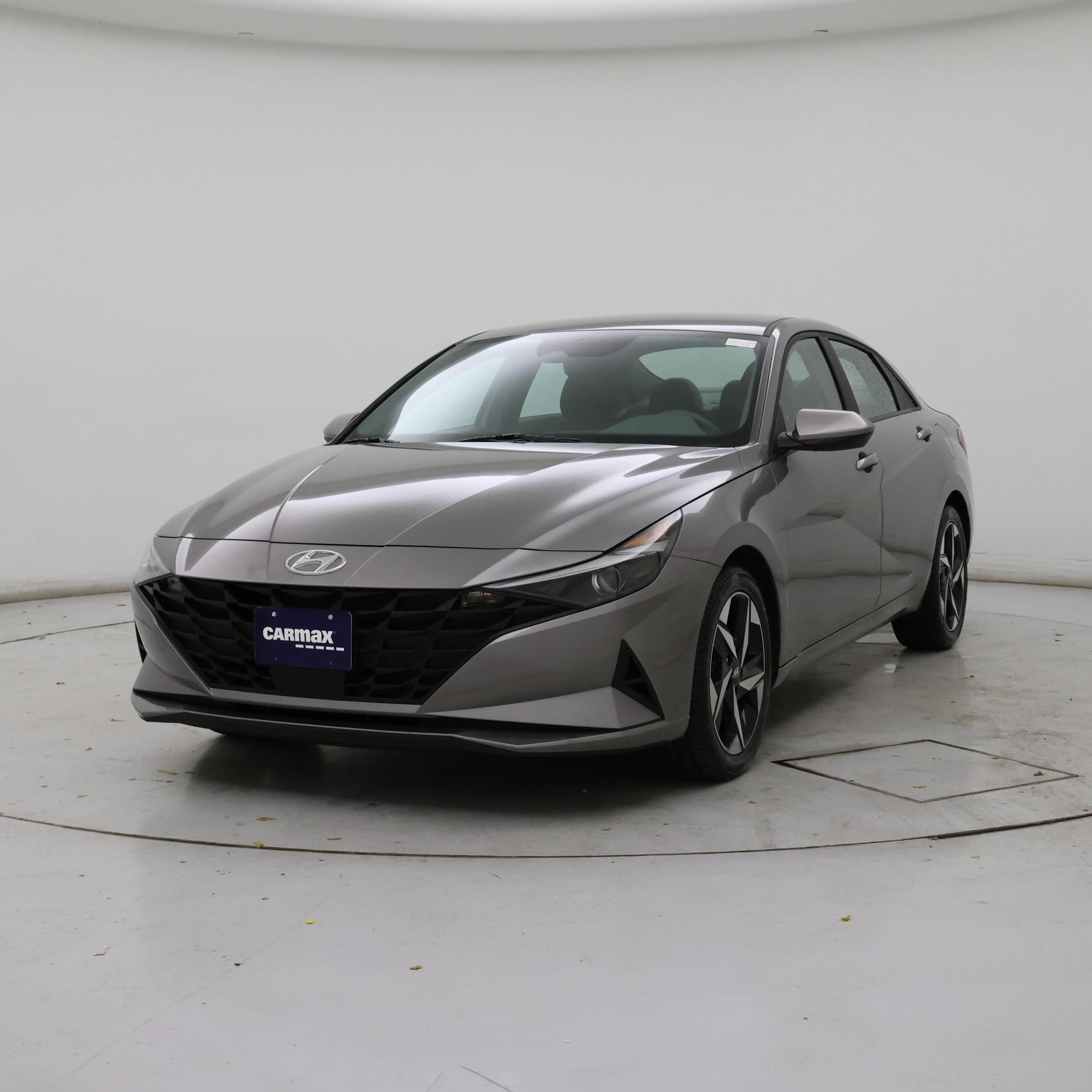 Thumbnail: 2023 Hyundai Elantra - 4